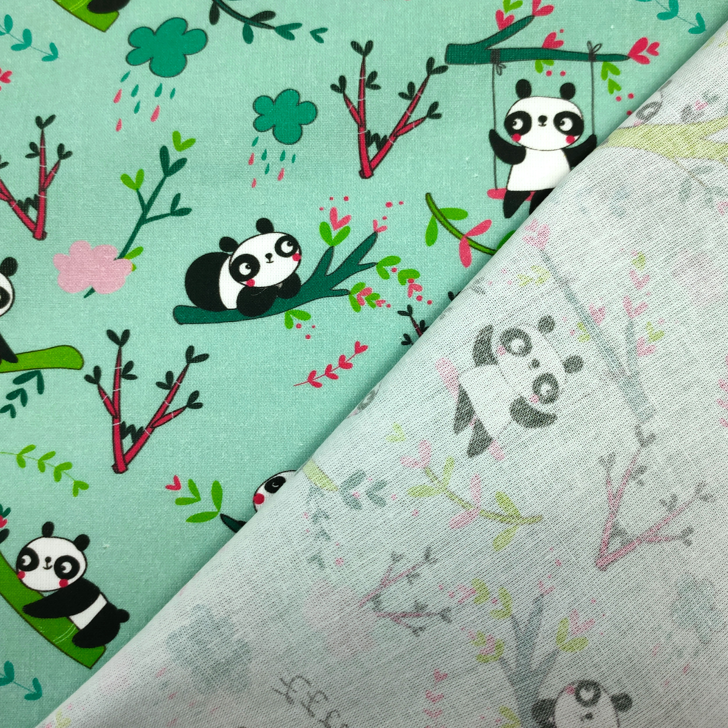 Panda en coton découpé petit fond vert menthe - Panini Fabrics 50x145 cm Image