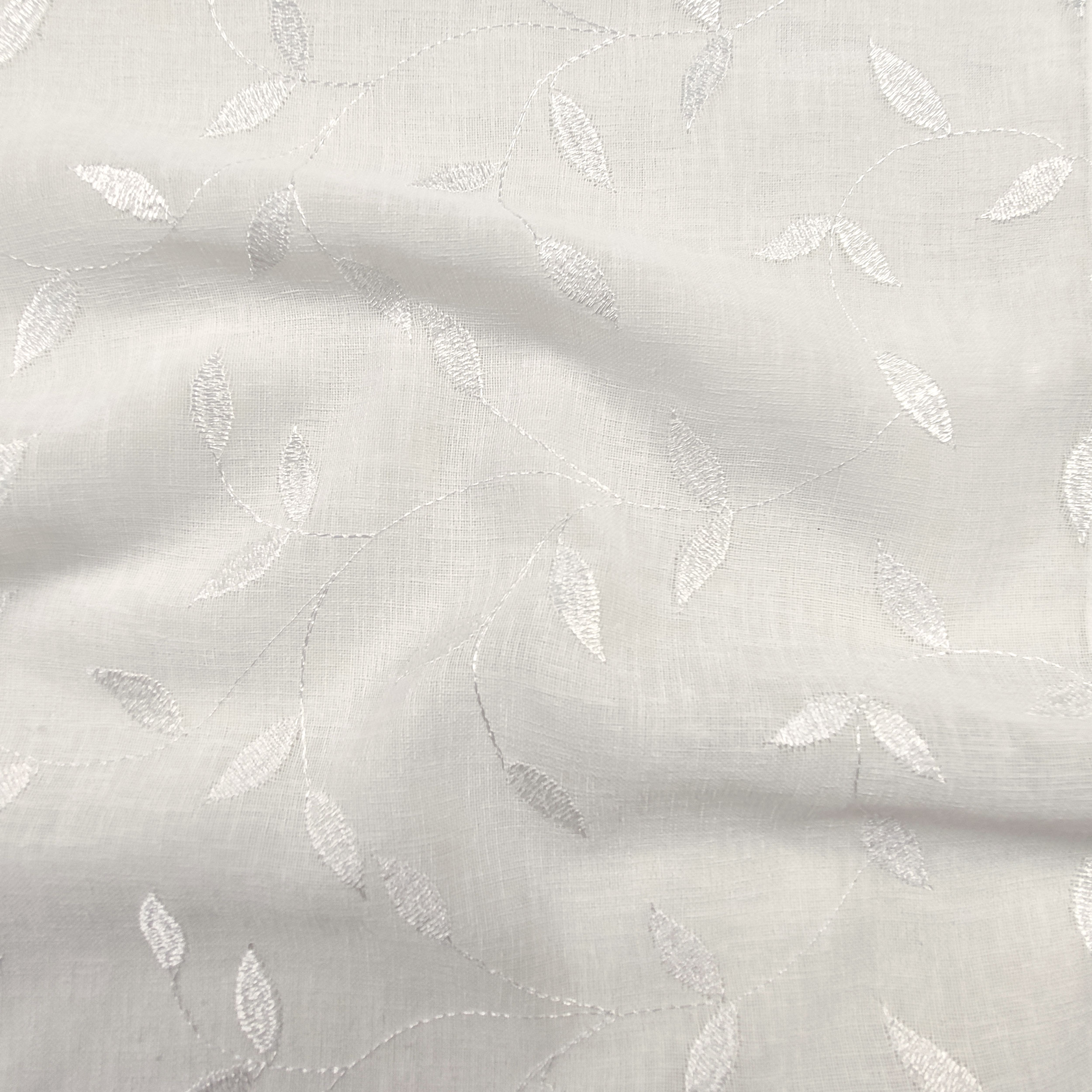 Curtain Fabric Elegant Leaves - White