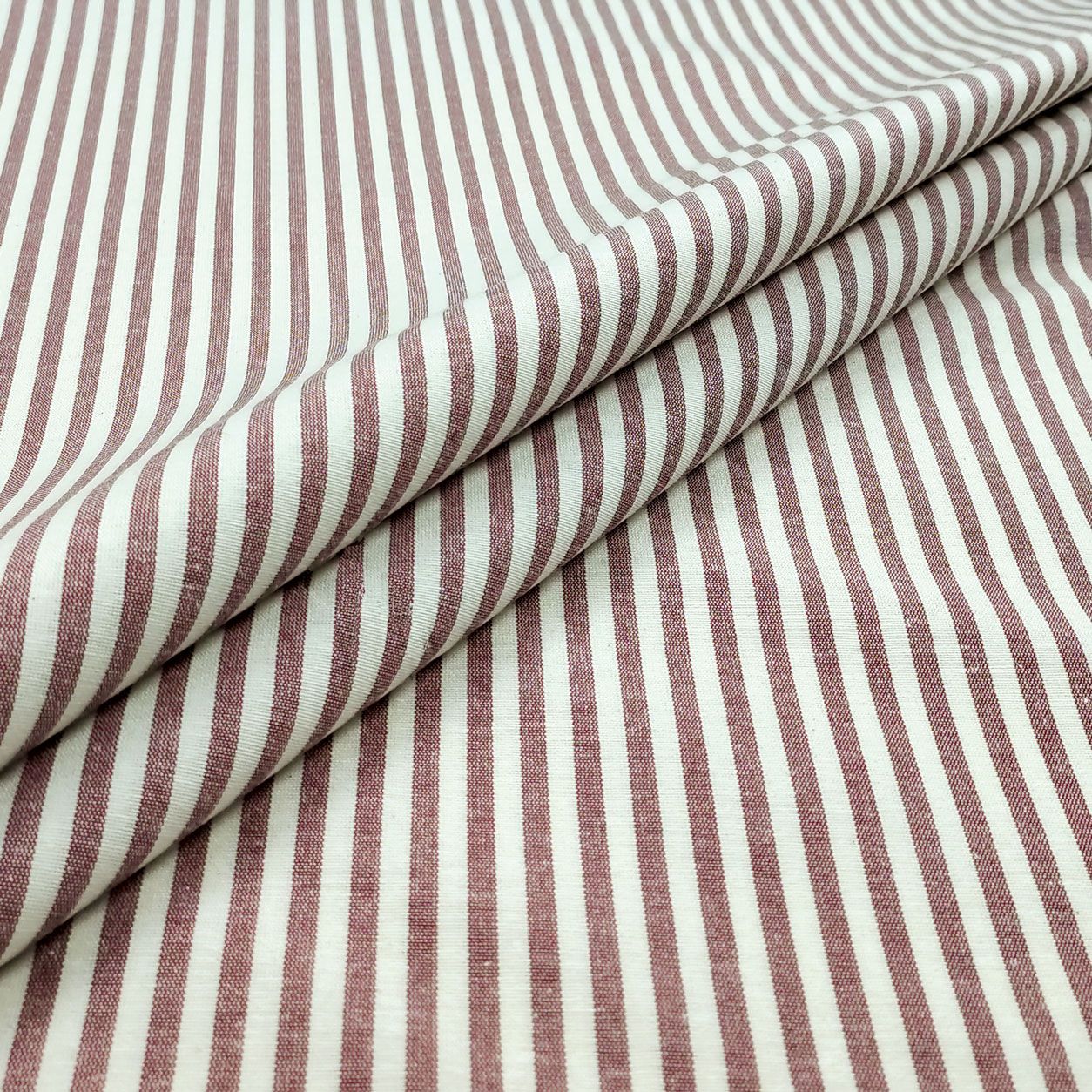 Tissu découpé teint en fil pour nappe rayée bordeaux 120x140 cm