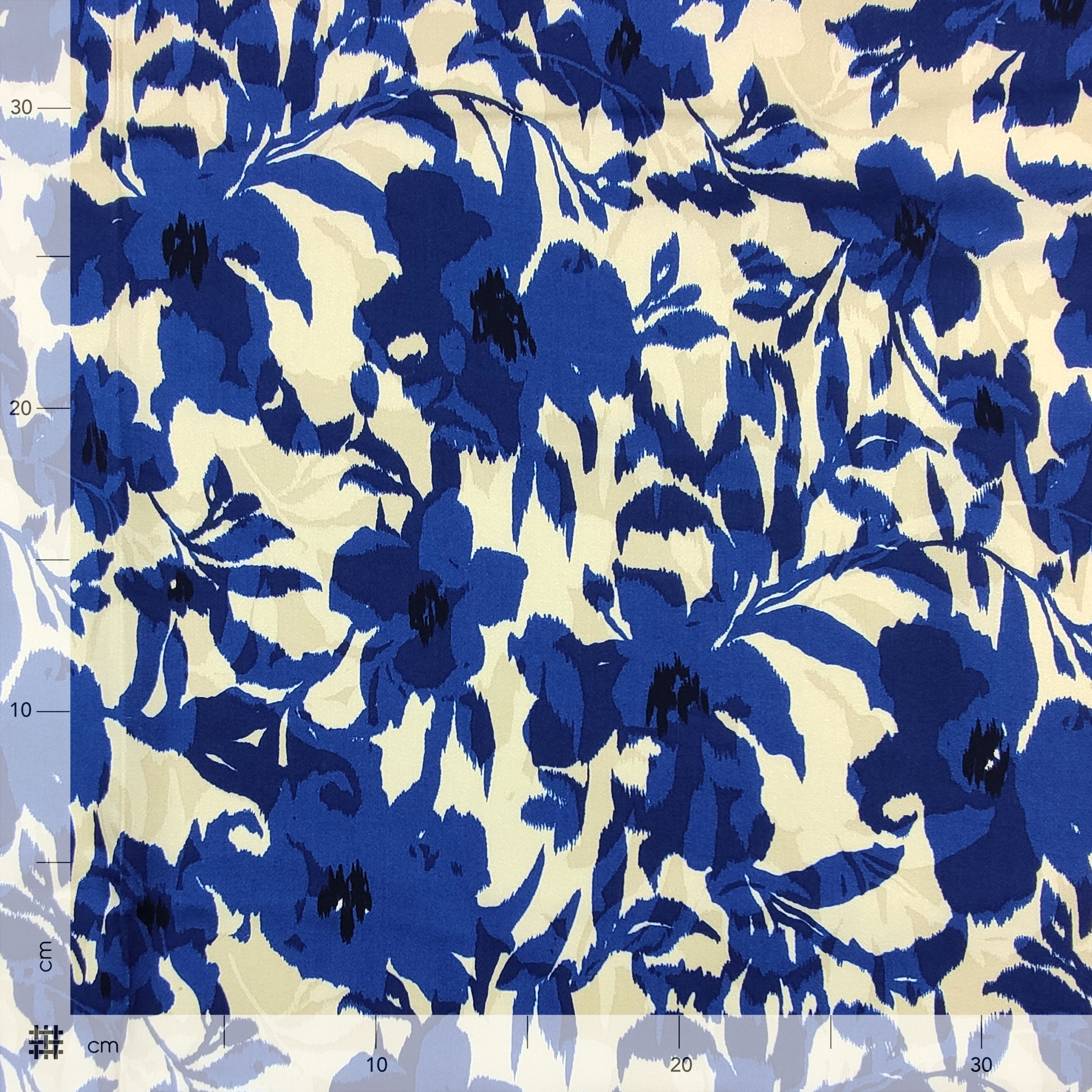Viscosa Floral Fantasía Azul