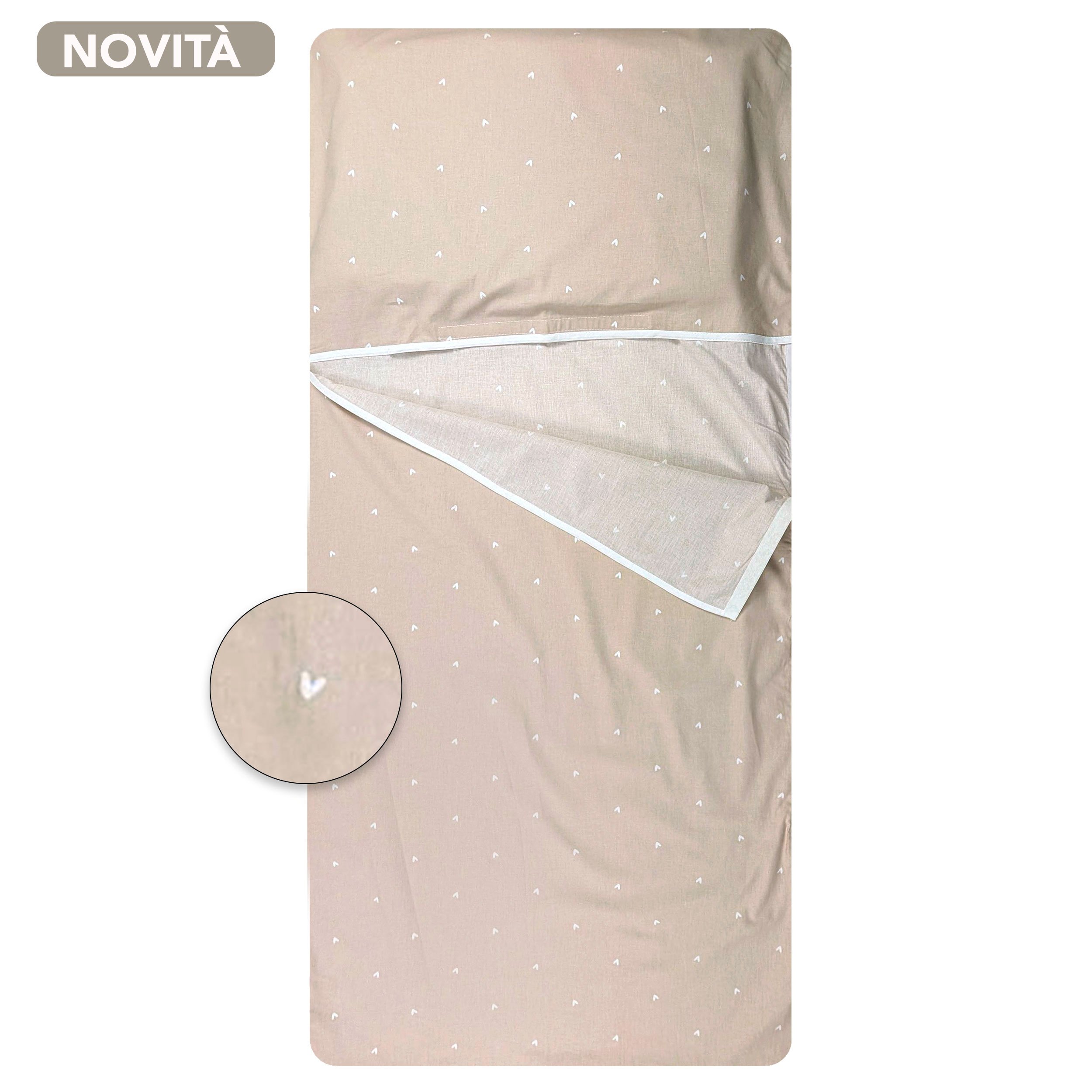 Summer Sleeping Bag Hearts Background Beige Image