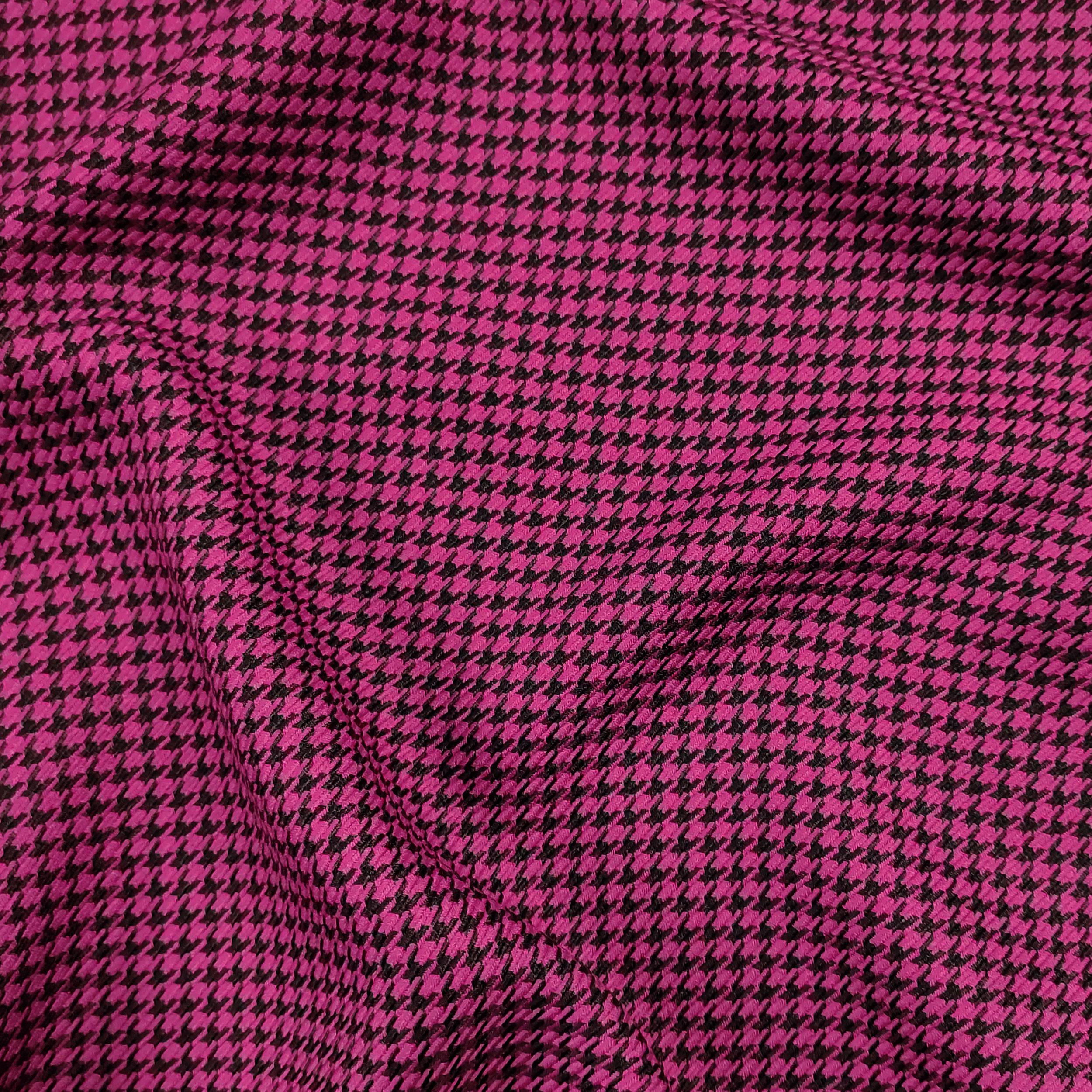 Tissu Pied de Poule Fond noir Magenta