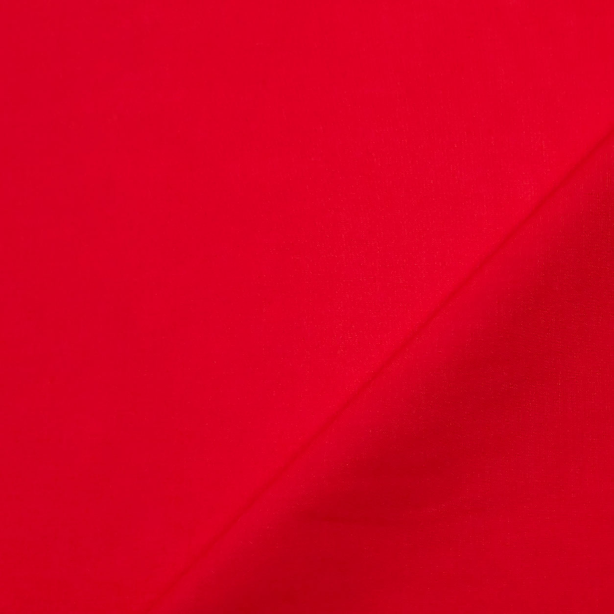 misto-cotone-abbigliamento-rosso