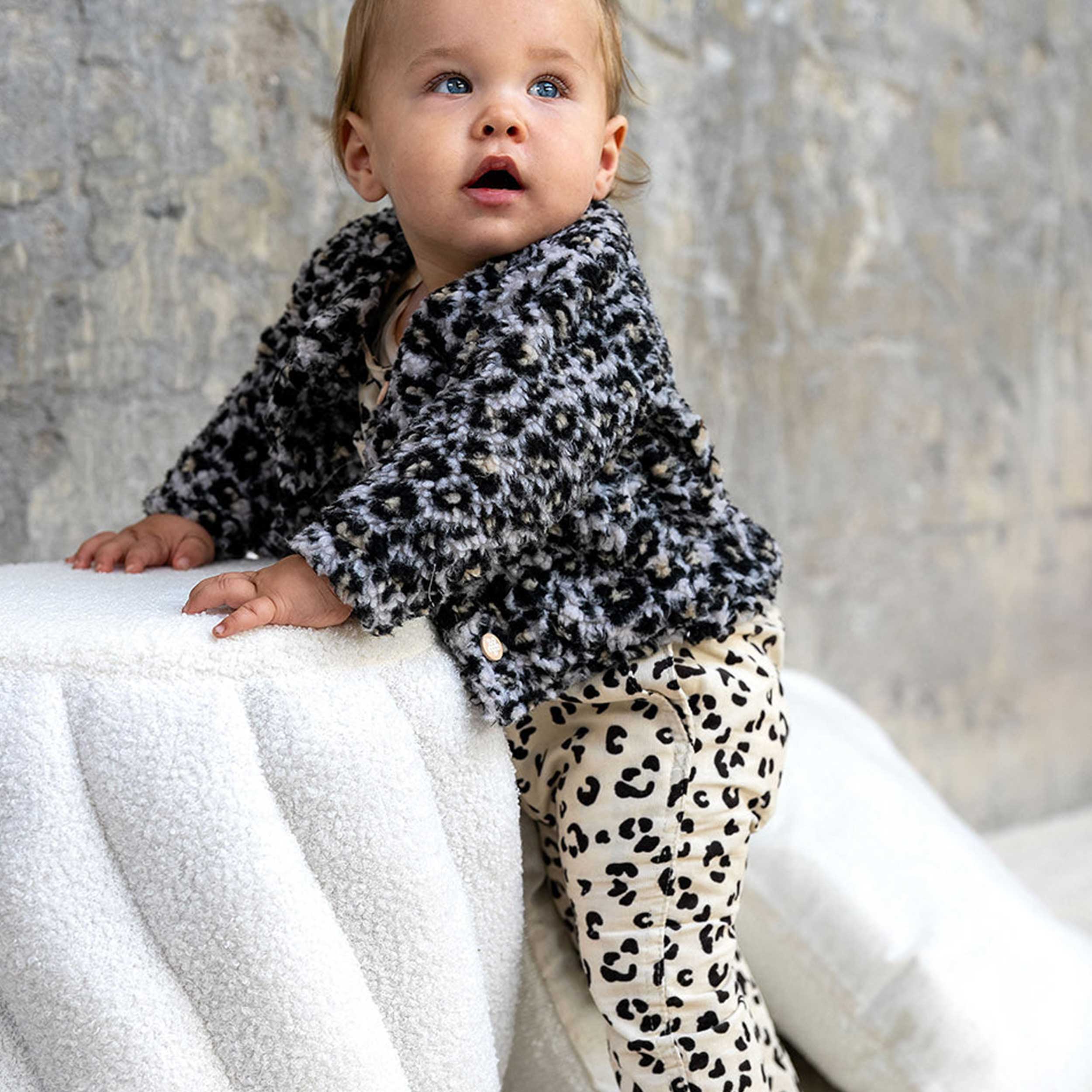 Spotted Patterned Cotton Velvet Image