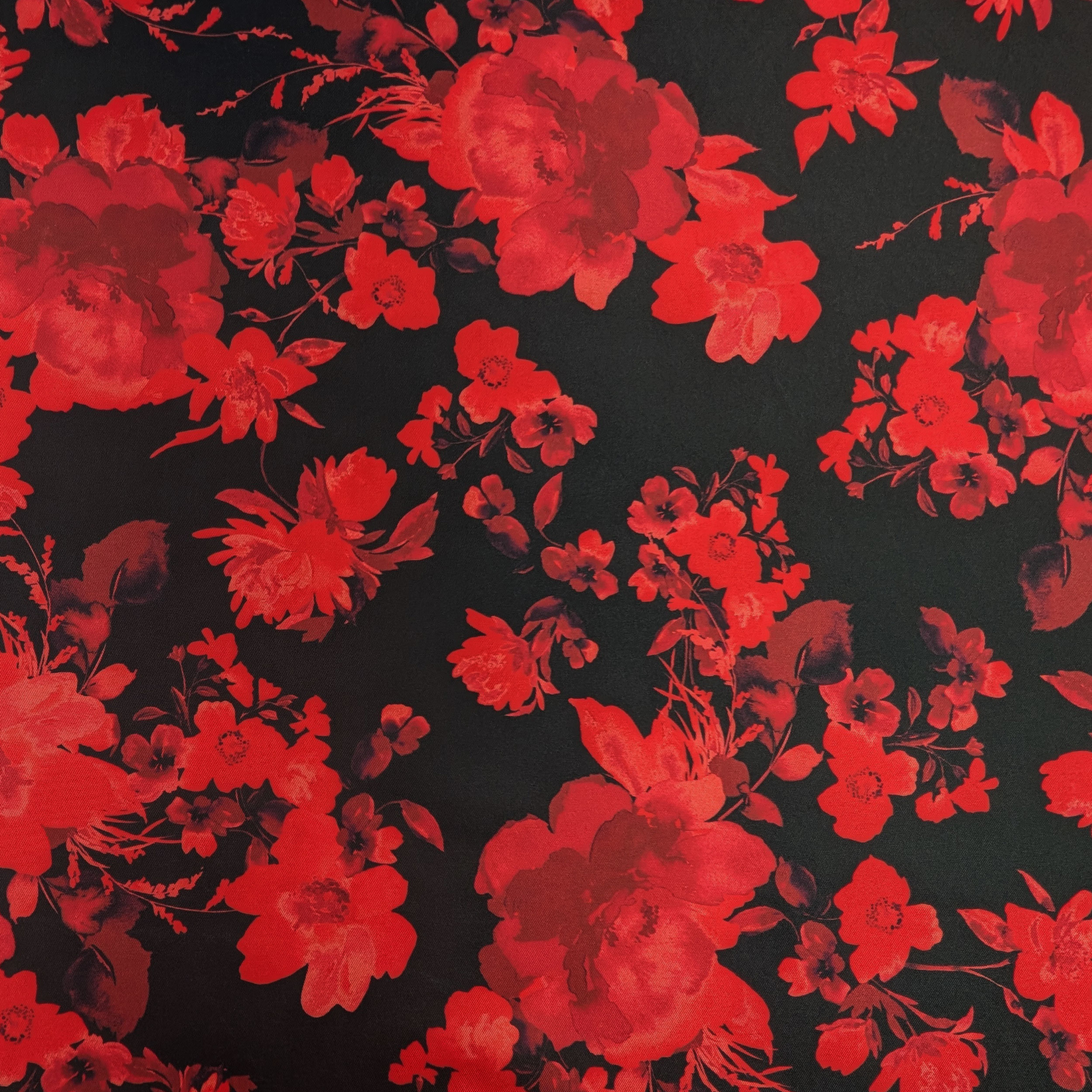 Mikado Italienische High Fashion Rote Blumen Image