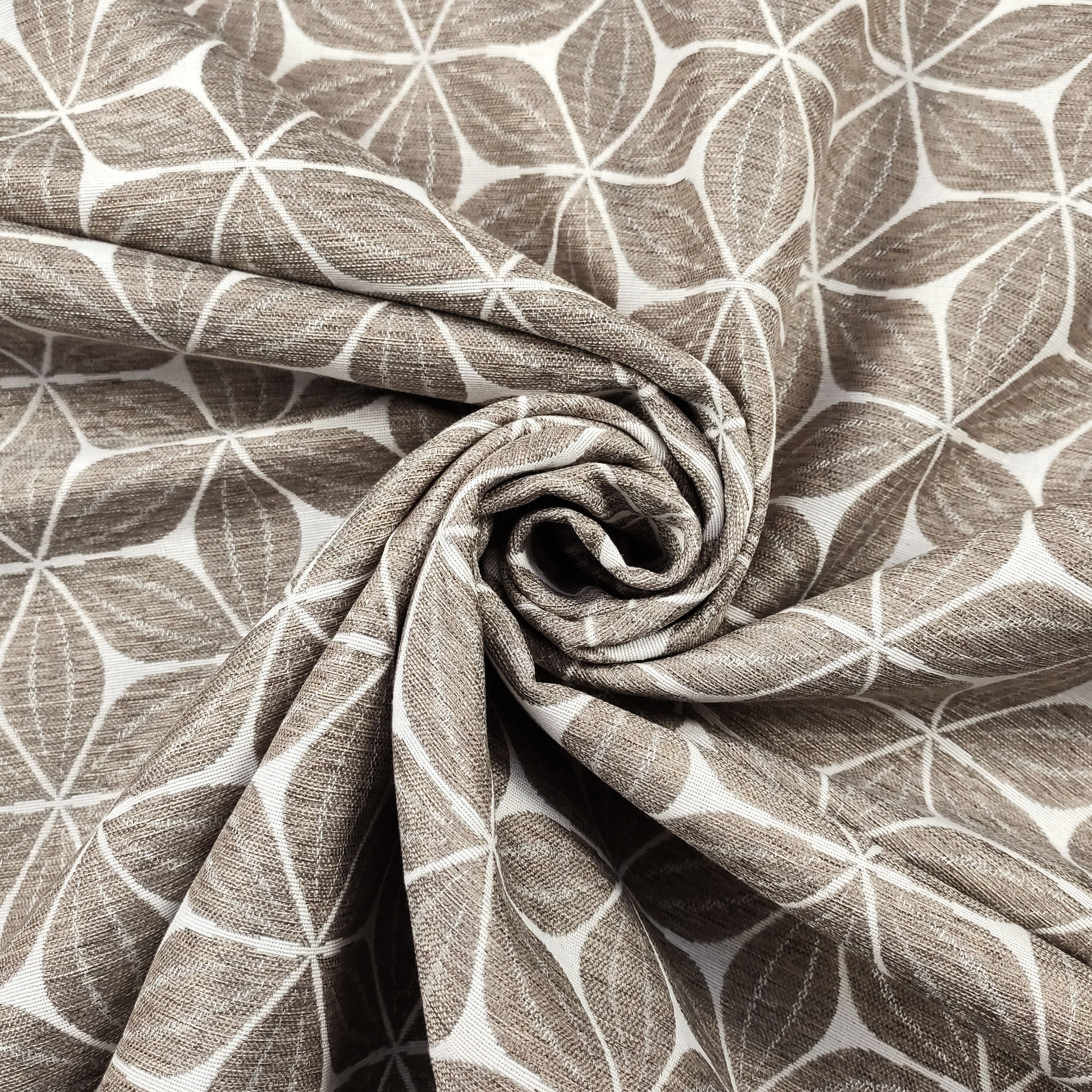 Jacquard Double Flowers Beige