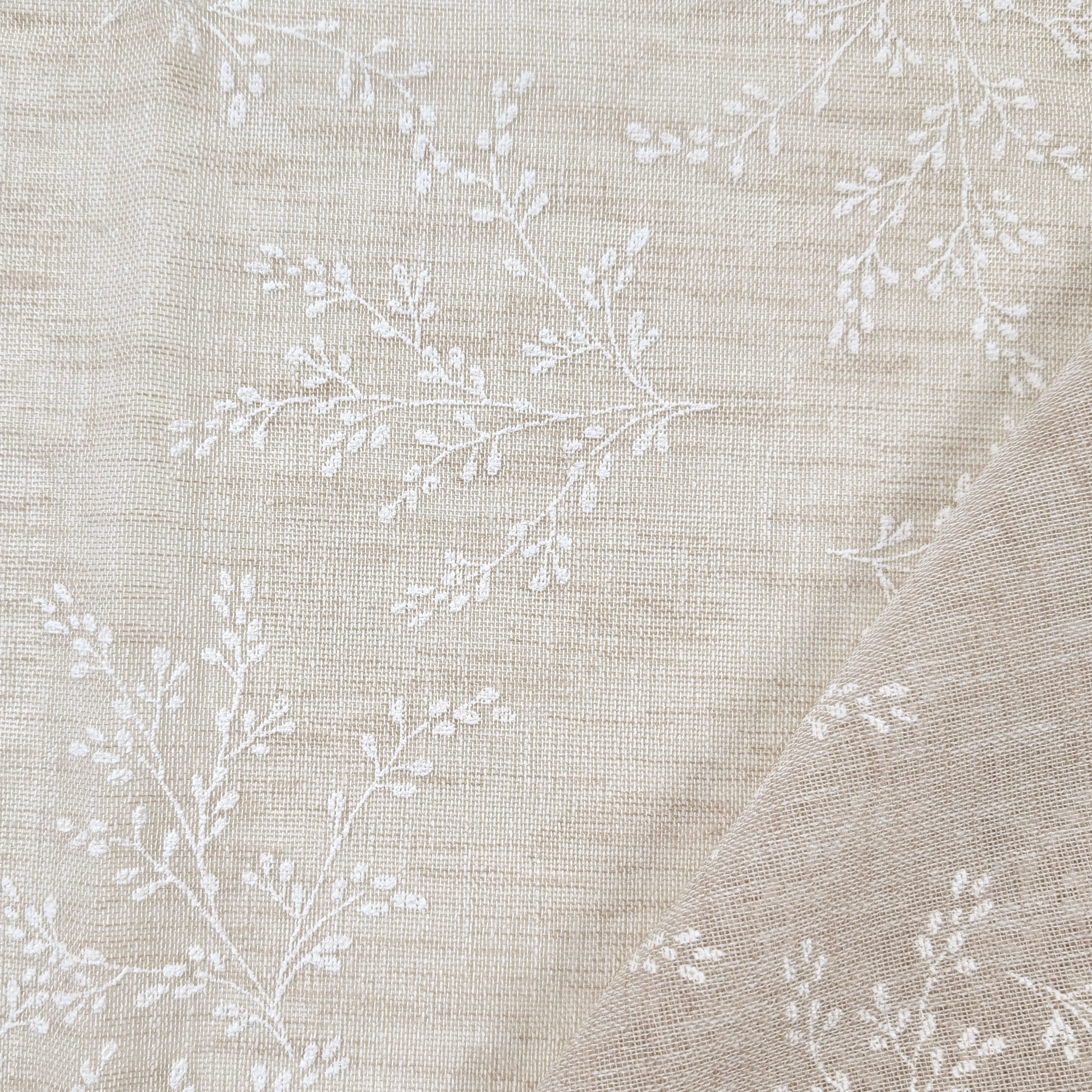Diana Tortora Packed Curtain Image