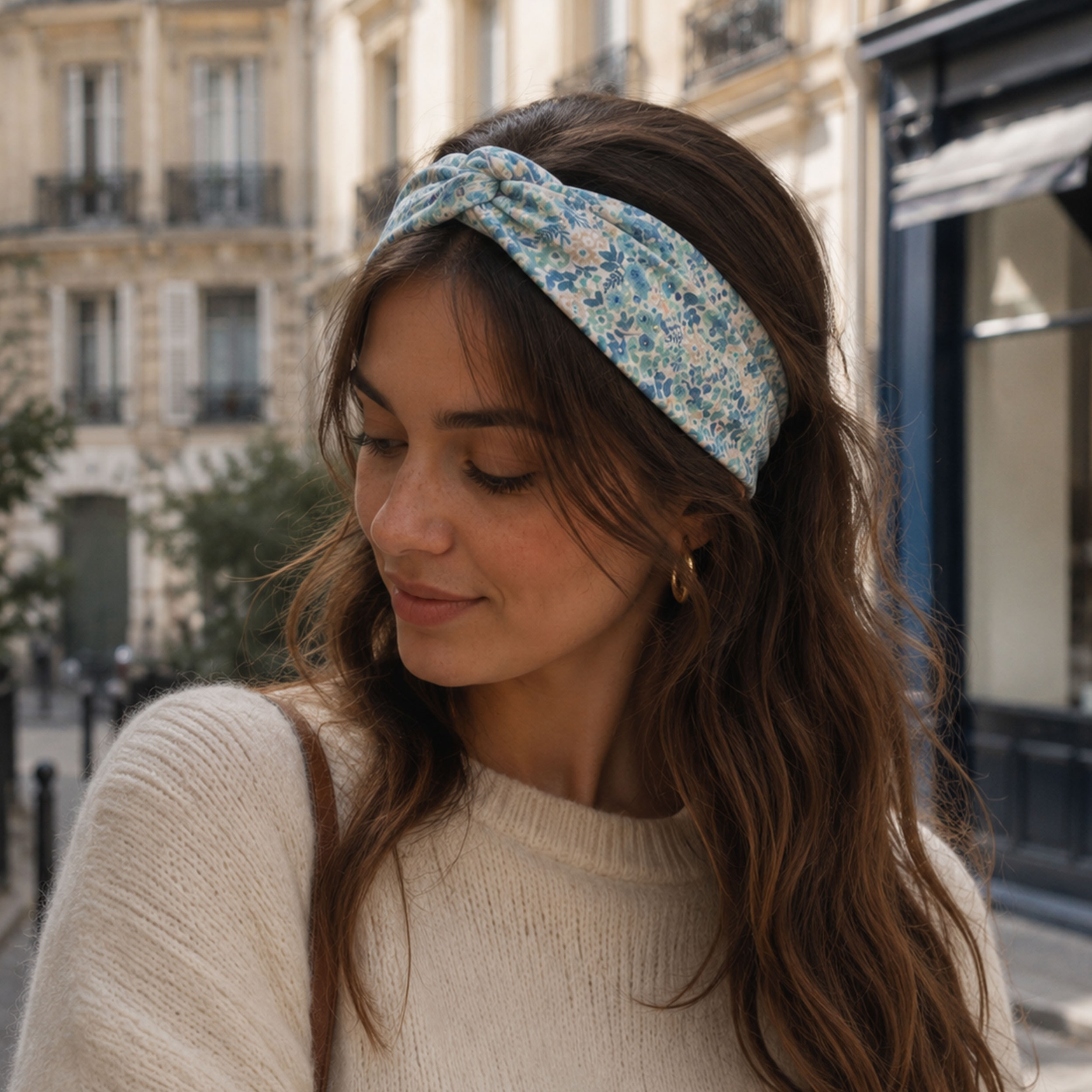 Percale Cotton with Small Flowers in Aquamarine Green Image