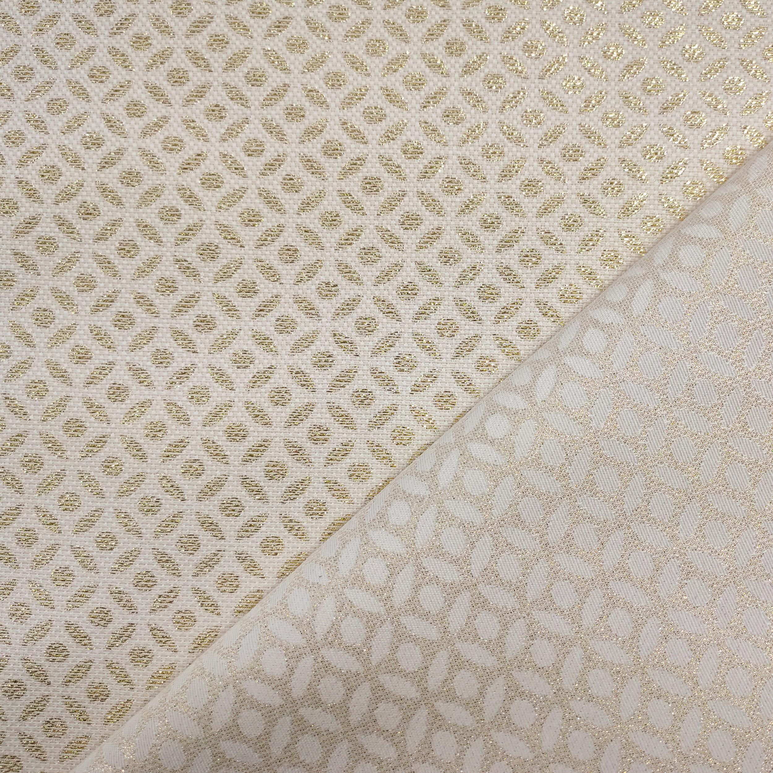 Tissu jacquard avec motif lurex doré