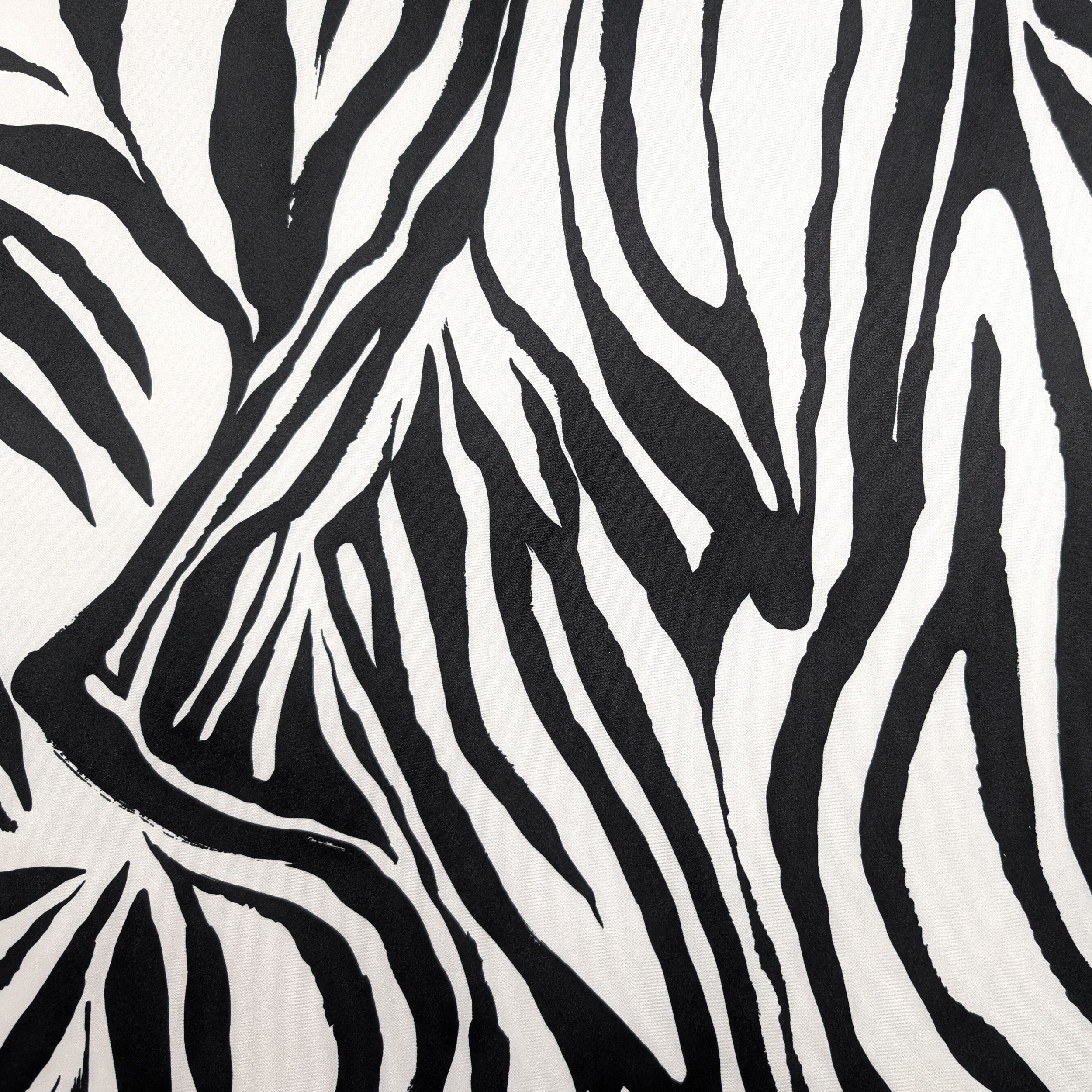 Satin Set High Fashion Zebra Patterned Image
