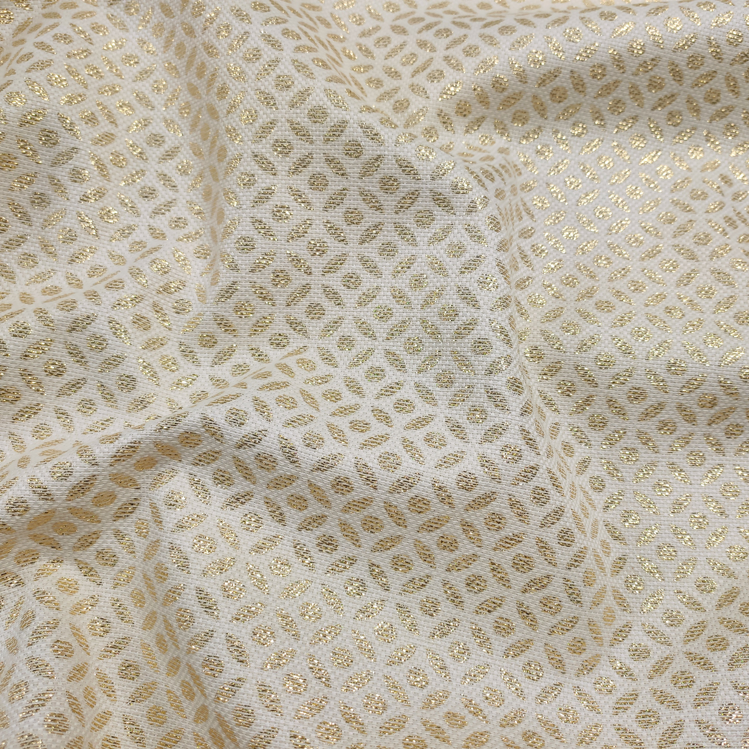 Tissu jacquard avec motif lurex doré