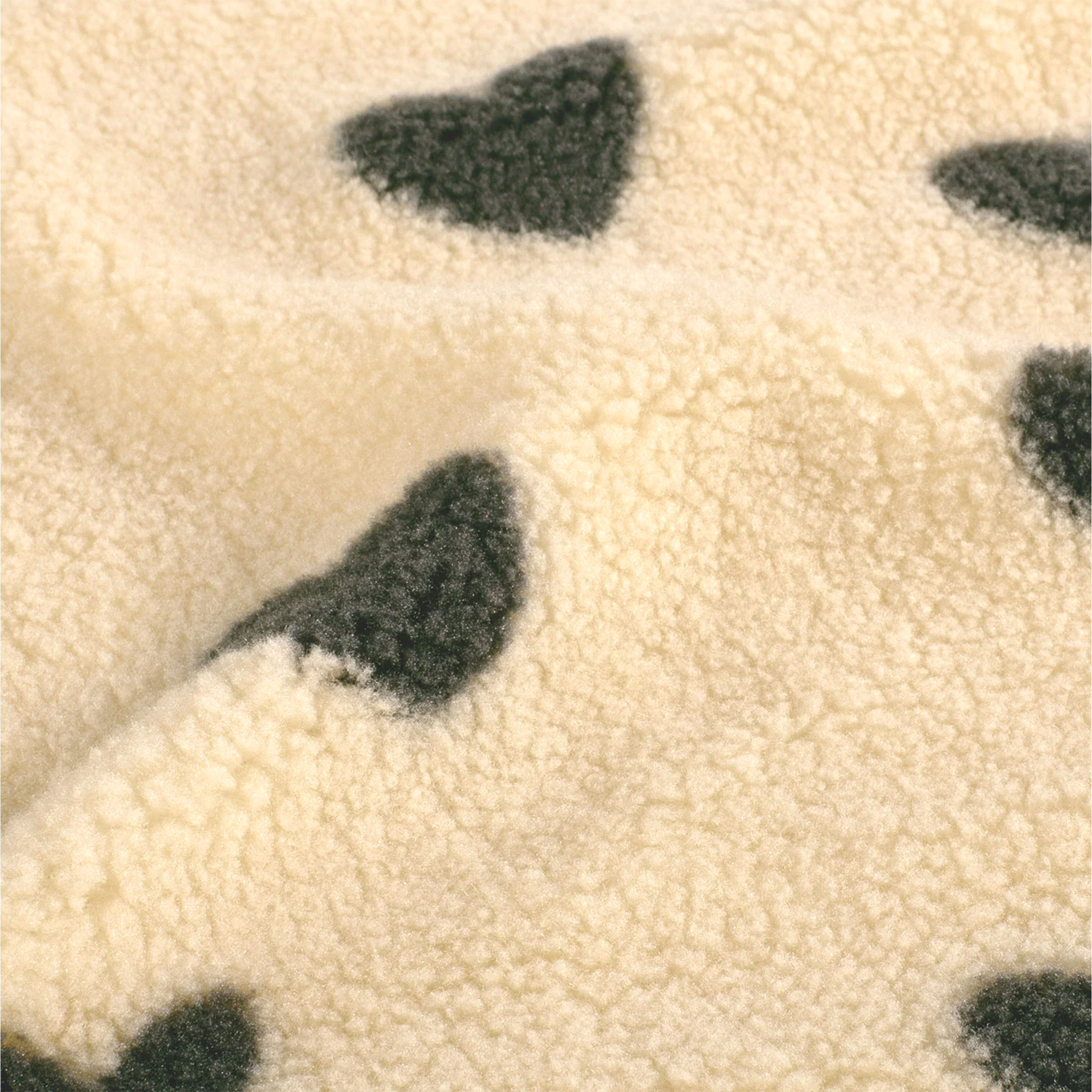 Tissu Sherpa Beige Black Hearts