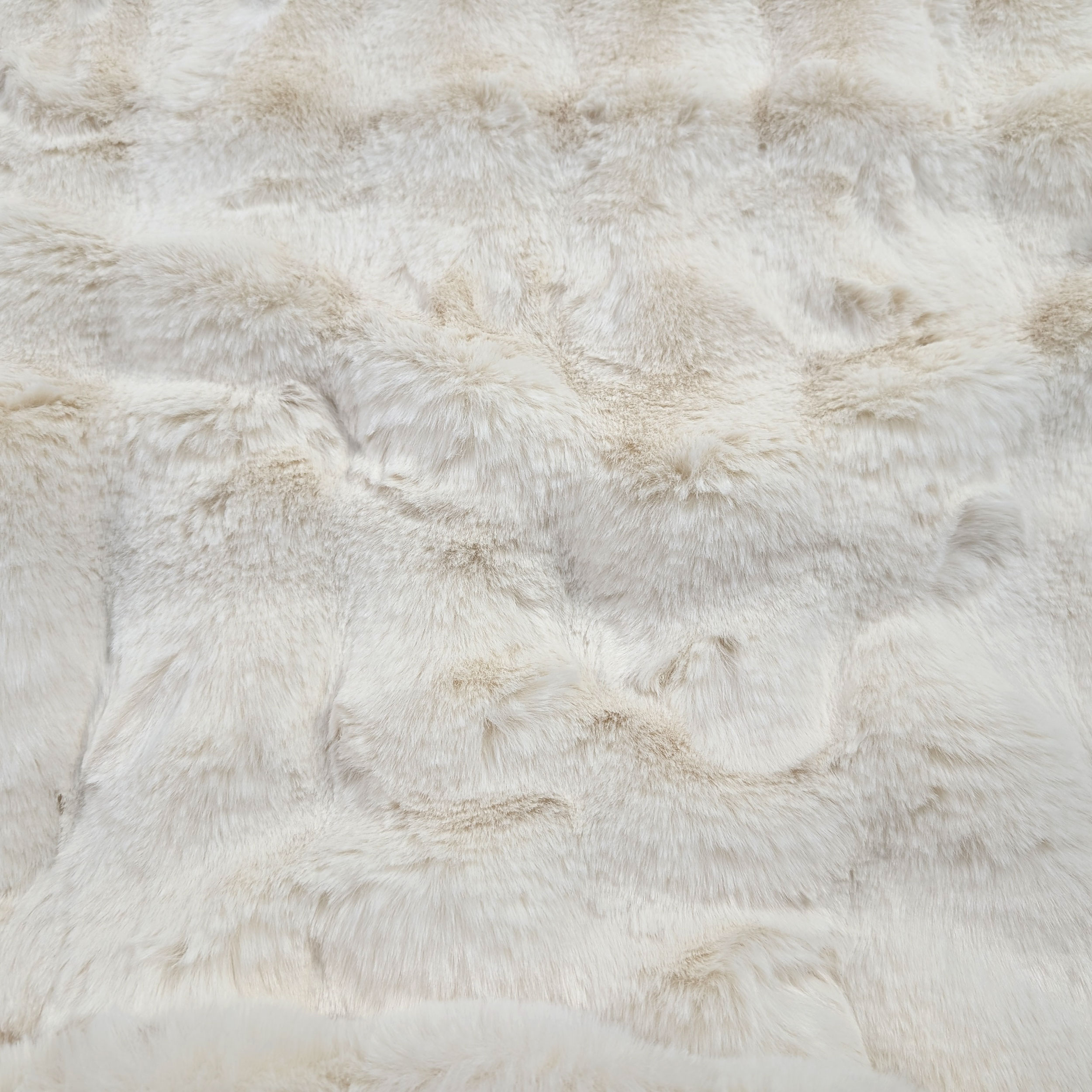 Fur St. Moritz Cream Image