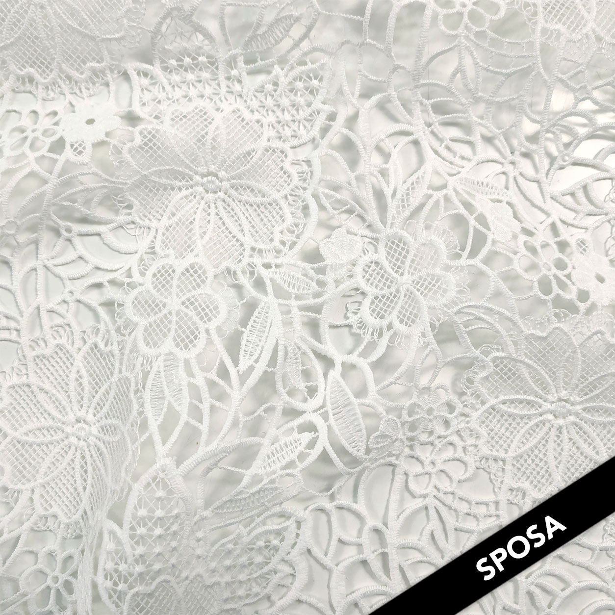 Macramé Bridal Live Cut Floral
