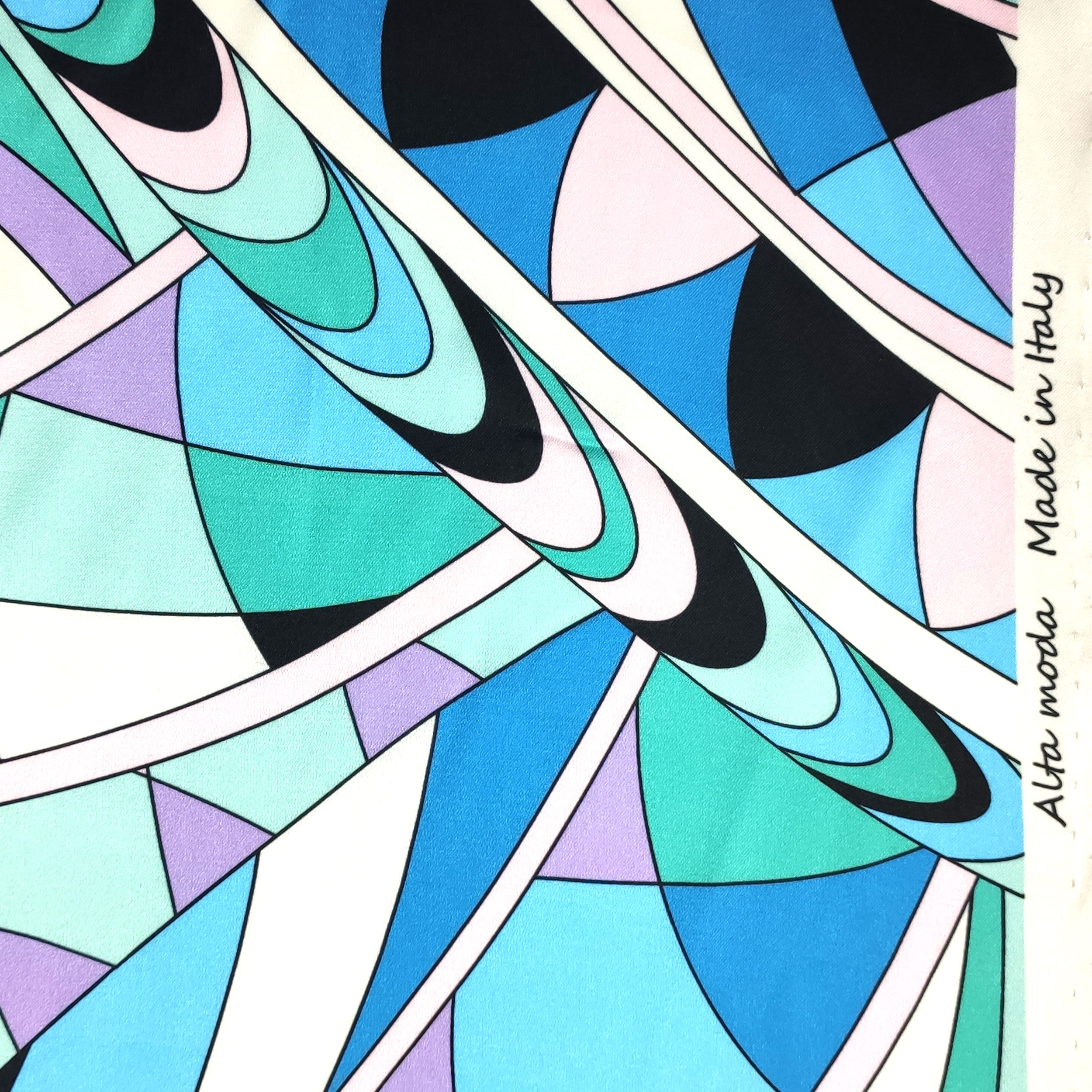 Conjunto de satén elástico Fashion Abstract Pattern Tonos fríos