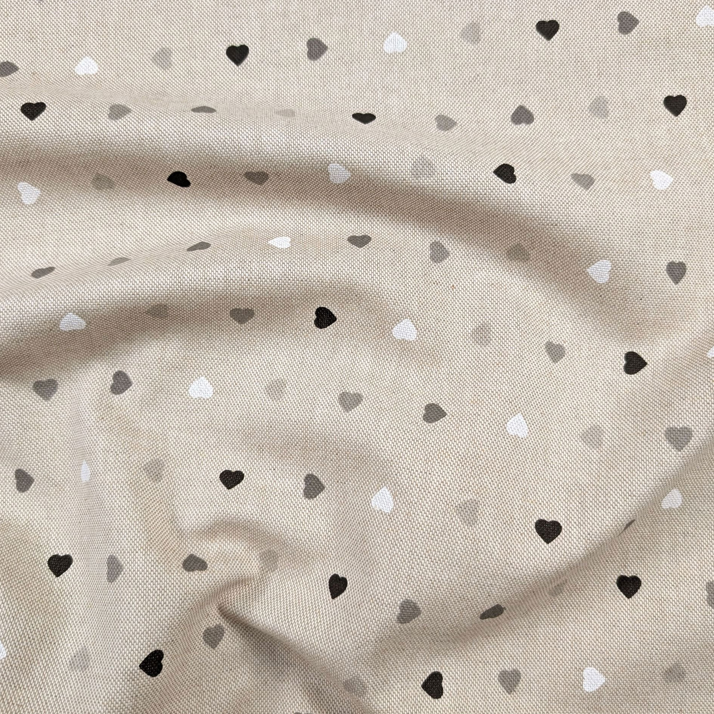Tablecloth Wrapped Black and Grey Hearts Image