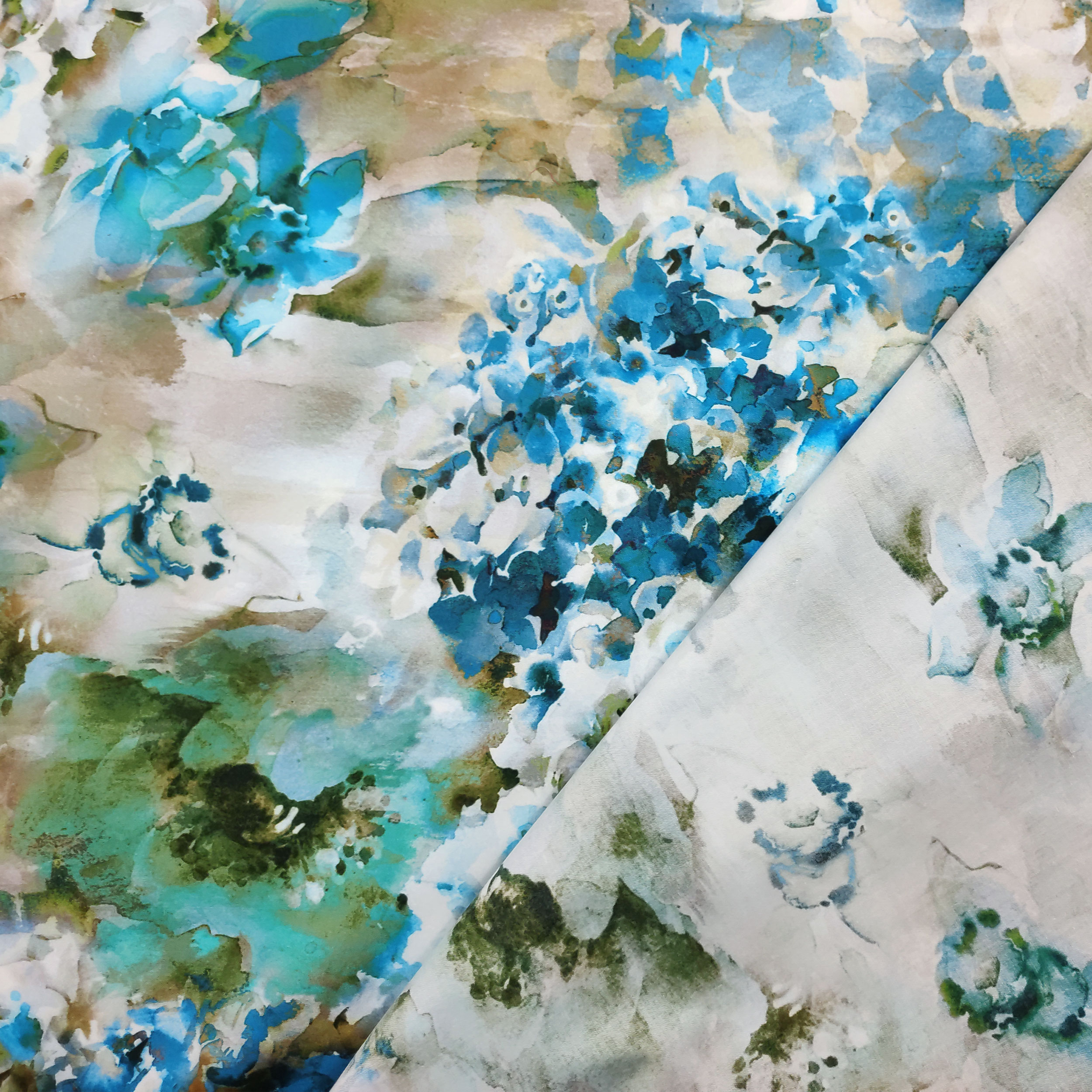 Coton extensible motif fleurs peintes en bleu Image