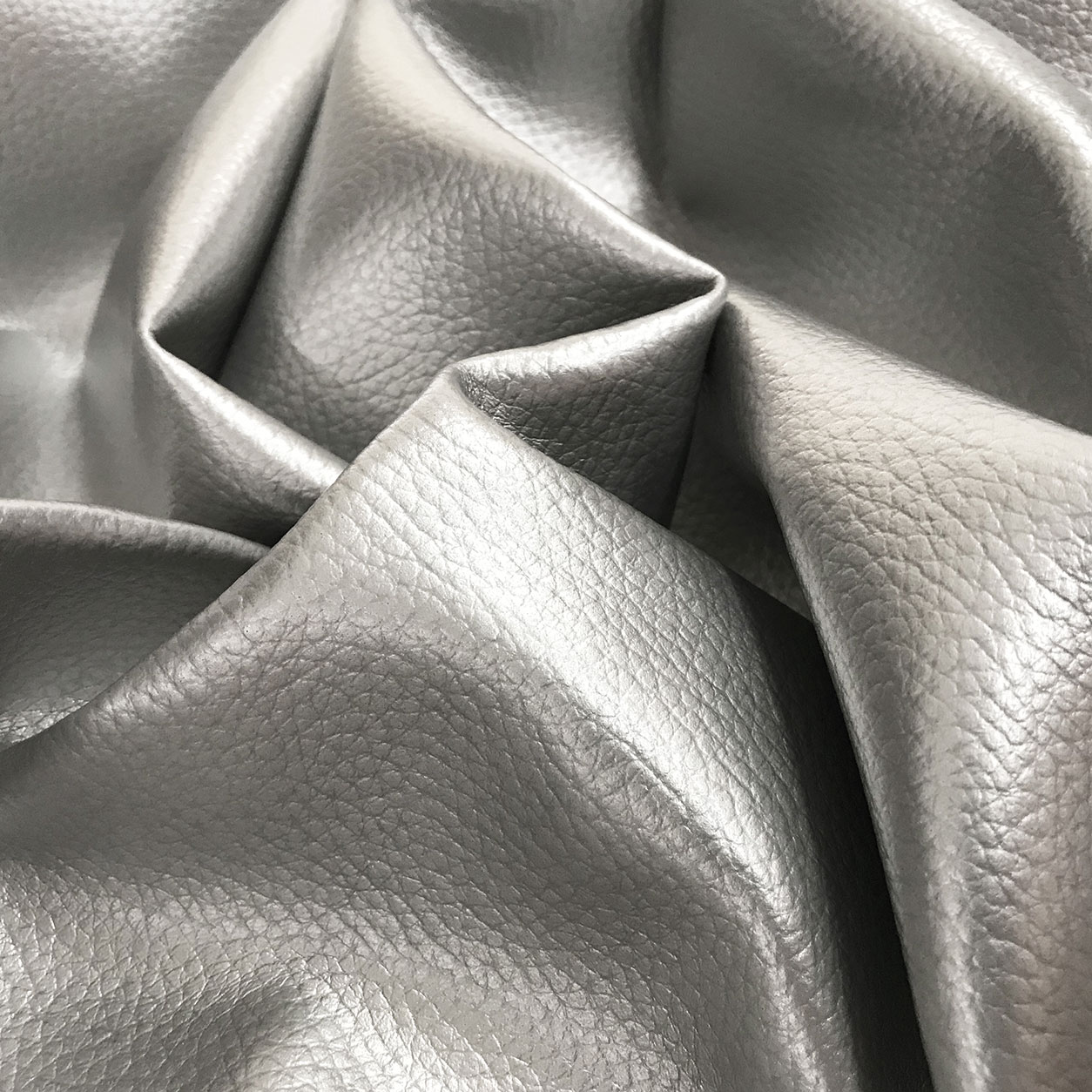 Faux cuir de poids moyen Lux Silver