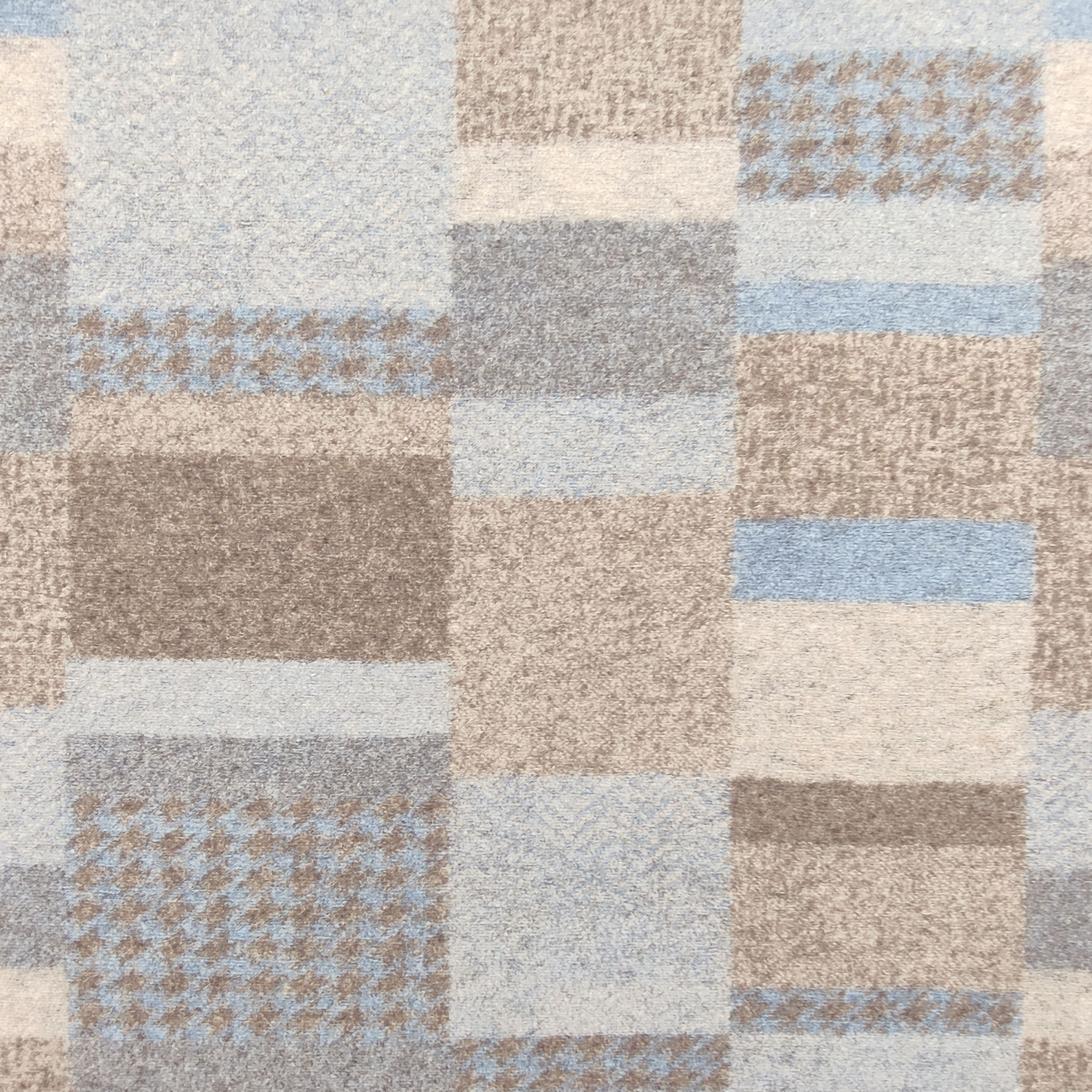 Tricot lourd élastique à carreaux beige et bleu clair