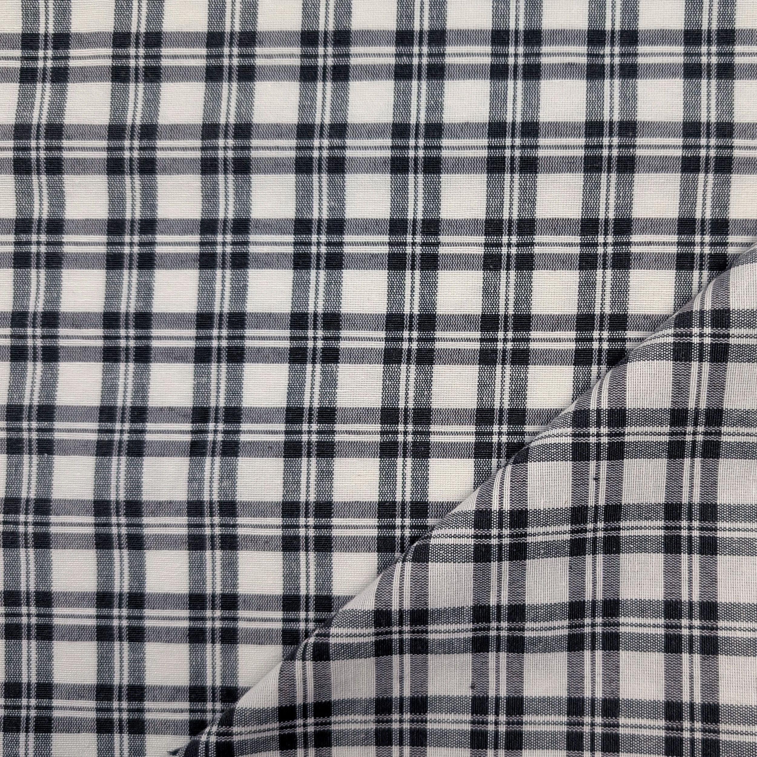 White and Anthracite Cotton-Blend Tartan Image