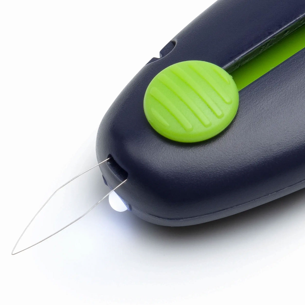 Infila Ago con Led Prym