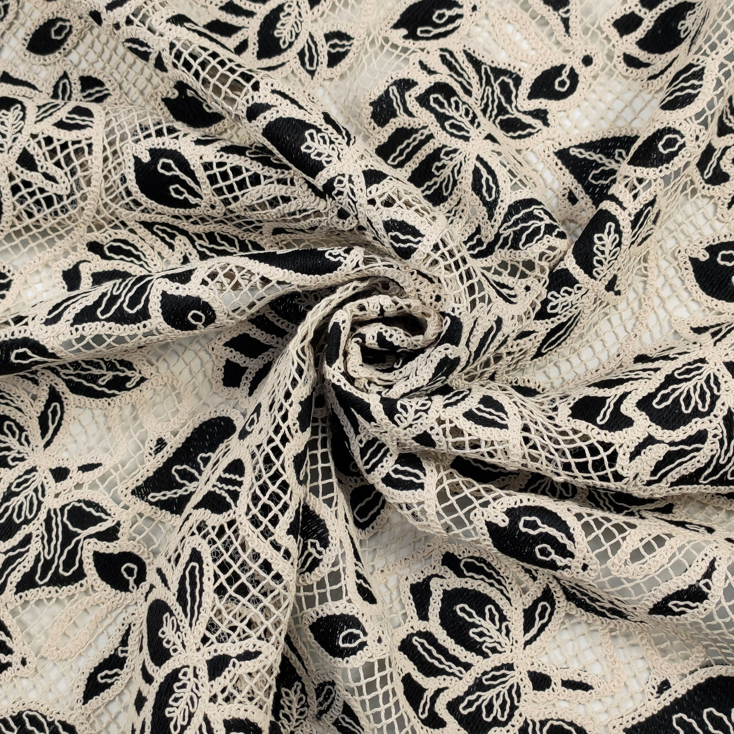 Macramé Double Scallop High Fashion | Panini