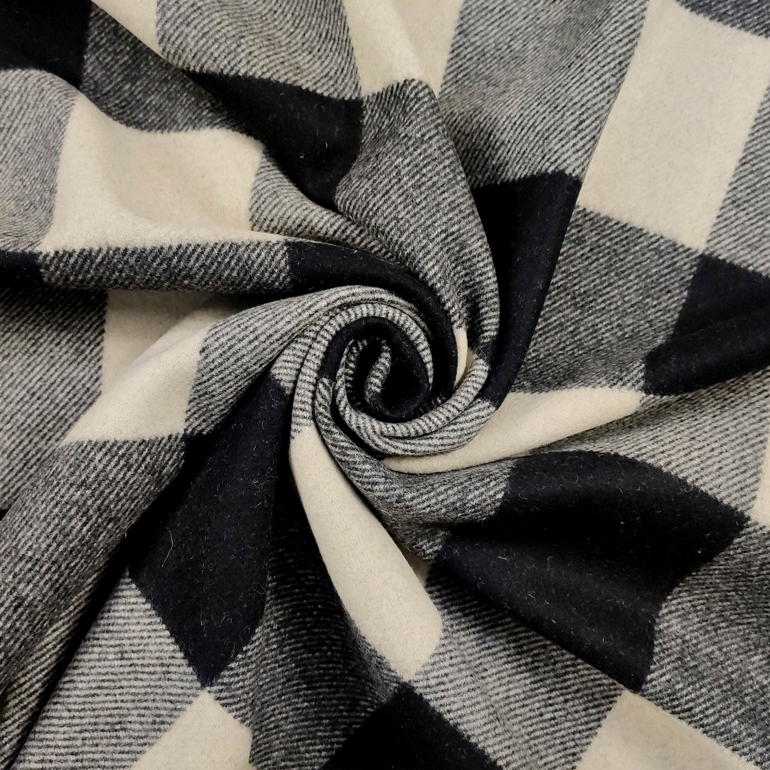 Tissu pour manteaux haute couture à carreaux crème et noirs