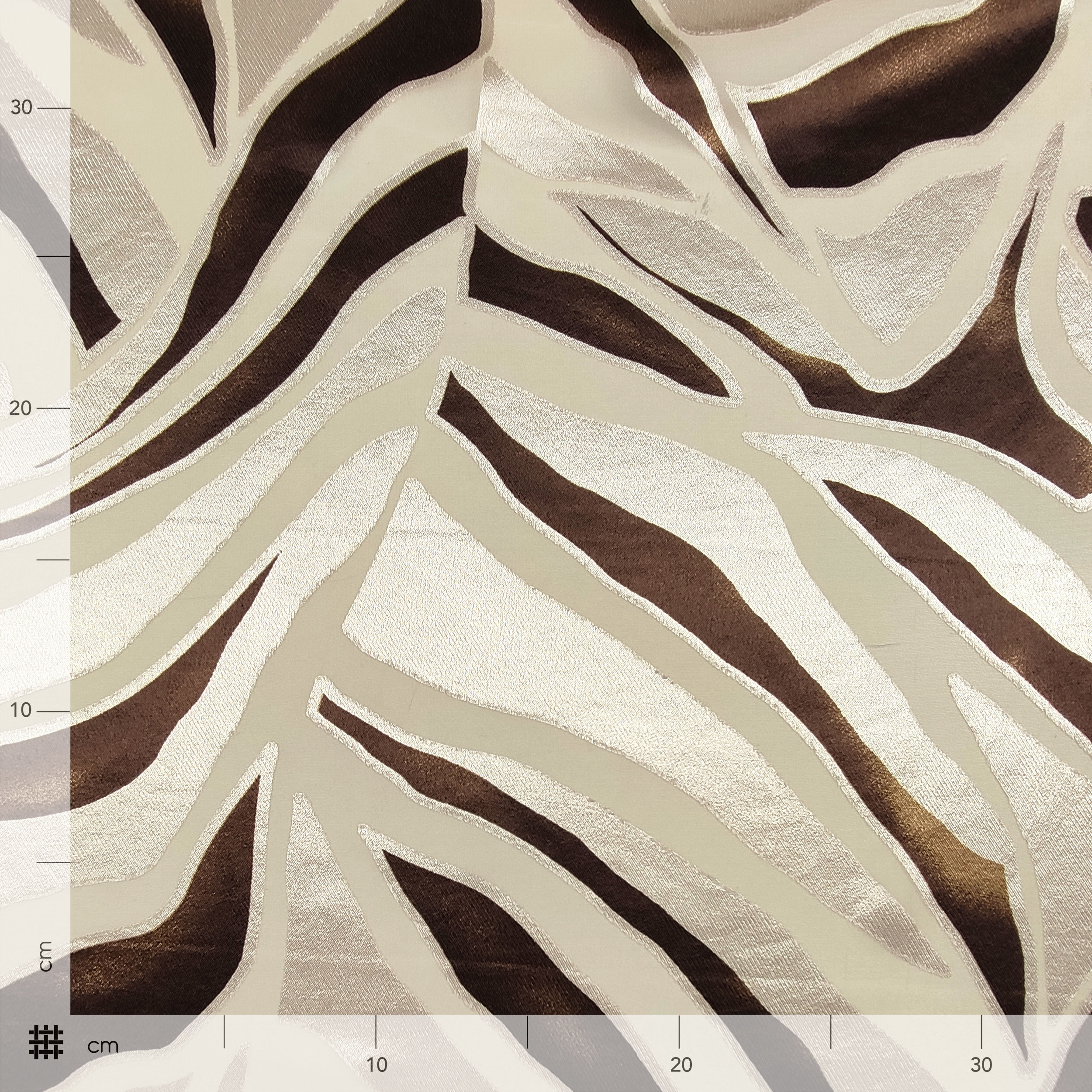 Devorè High Fashion Beige and Brown