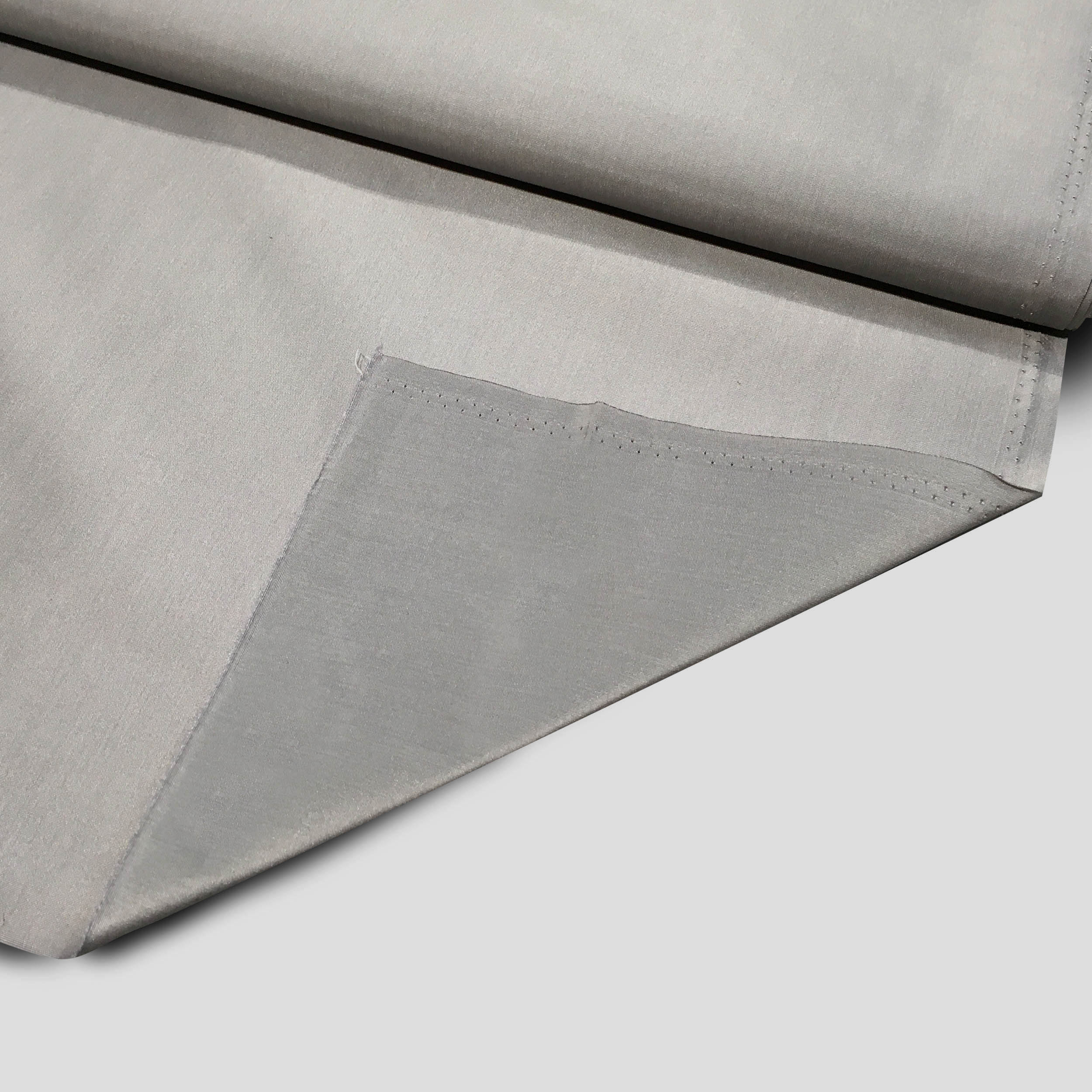 Découpe Taffetas lisse gris clair 50x190 cm Image