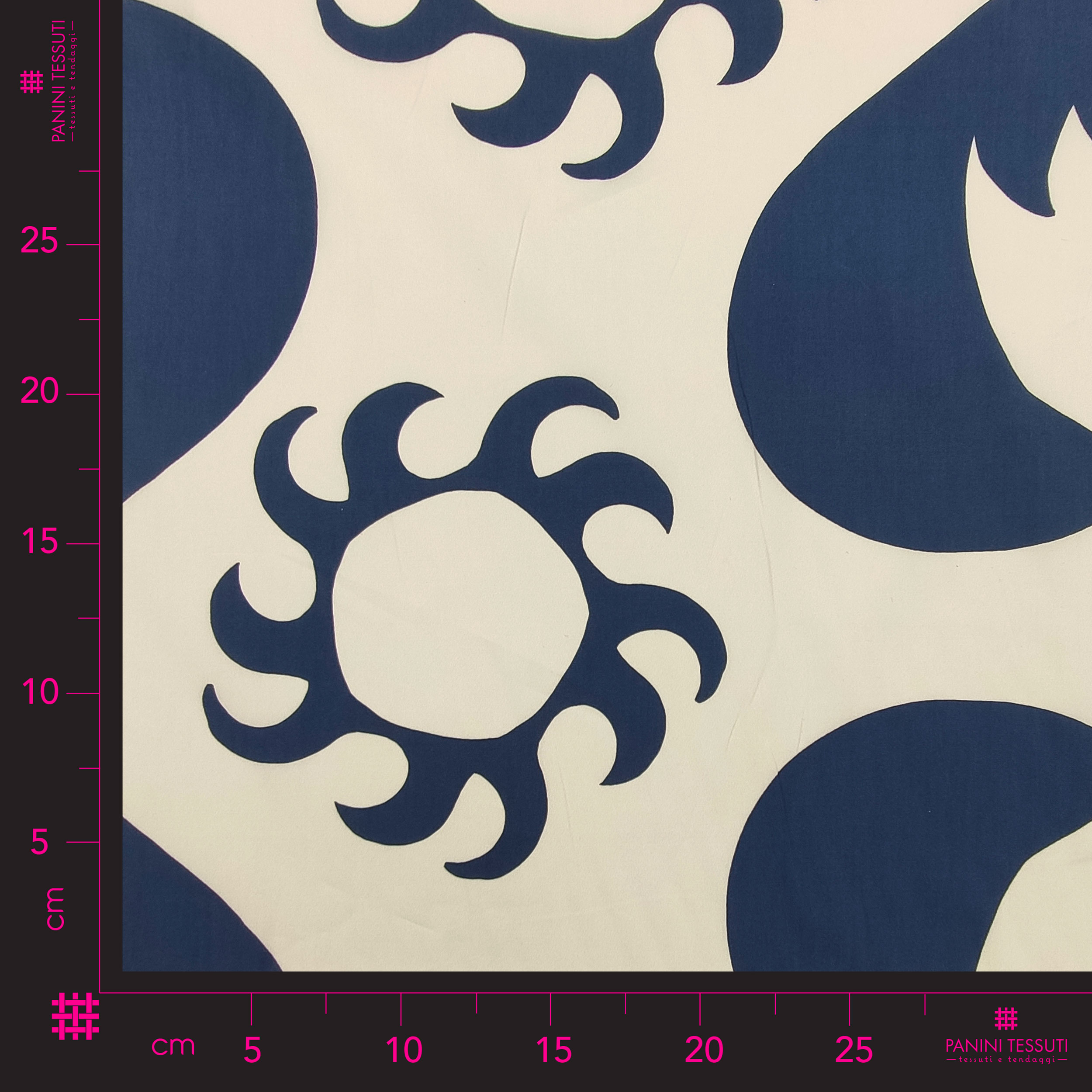 Satin de coton Palmiers fantastiques et soleils bleus