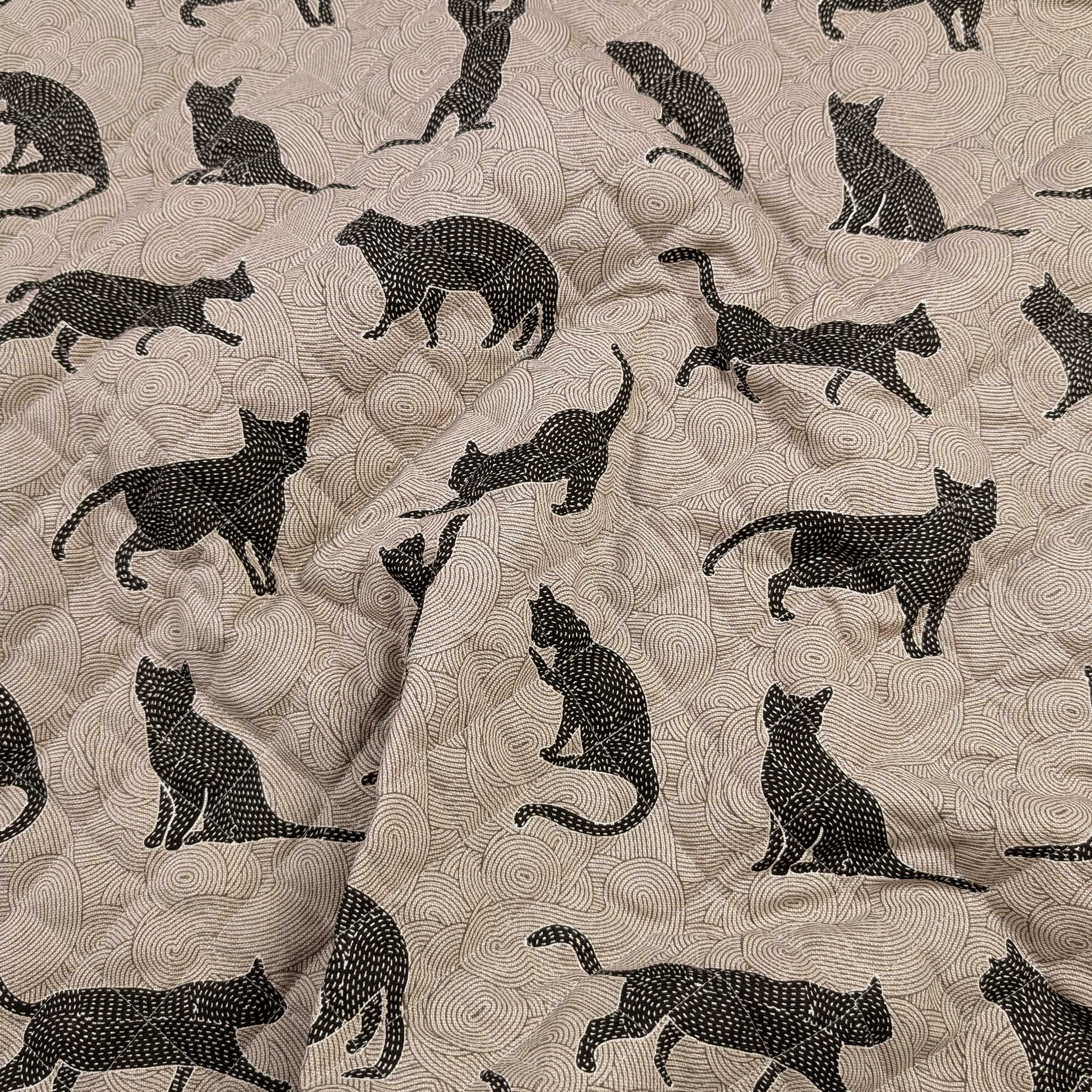 Quilted Fabric Cats Image