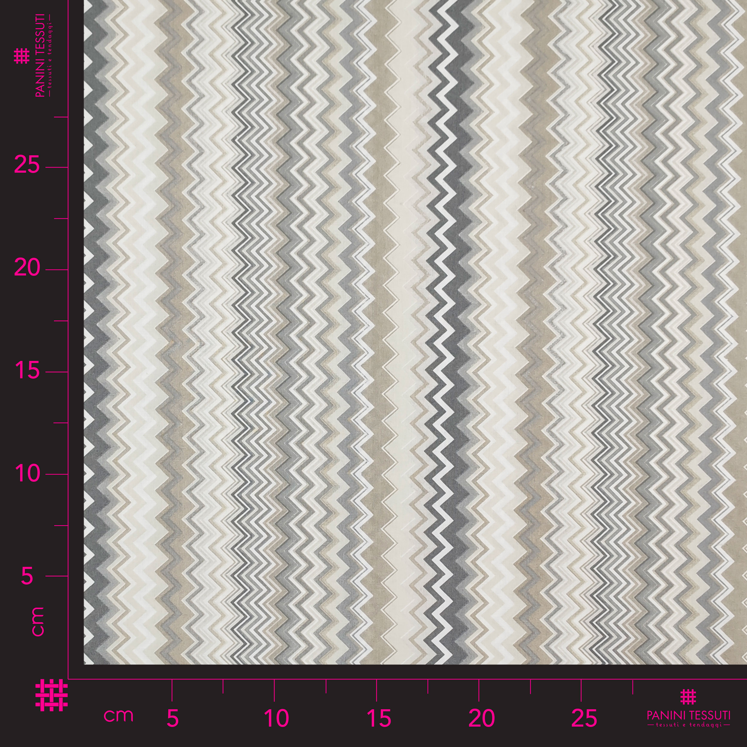 Tessuto di Cotone Zig Zag Multicolor Toni del Beige