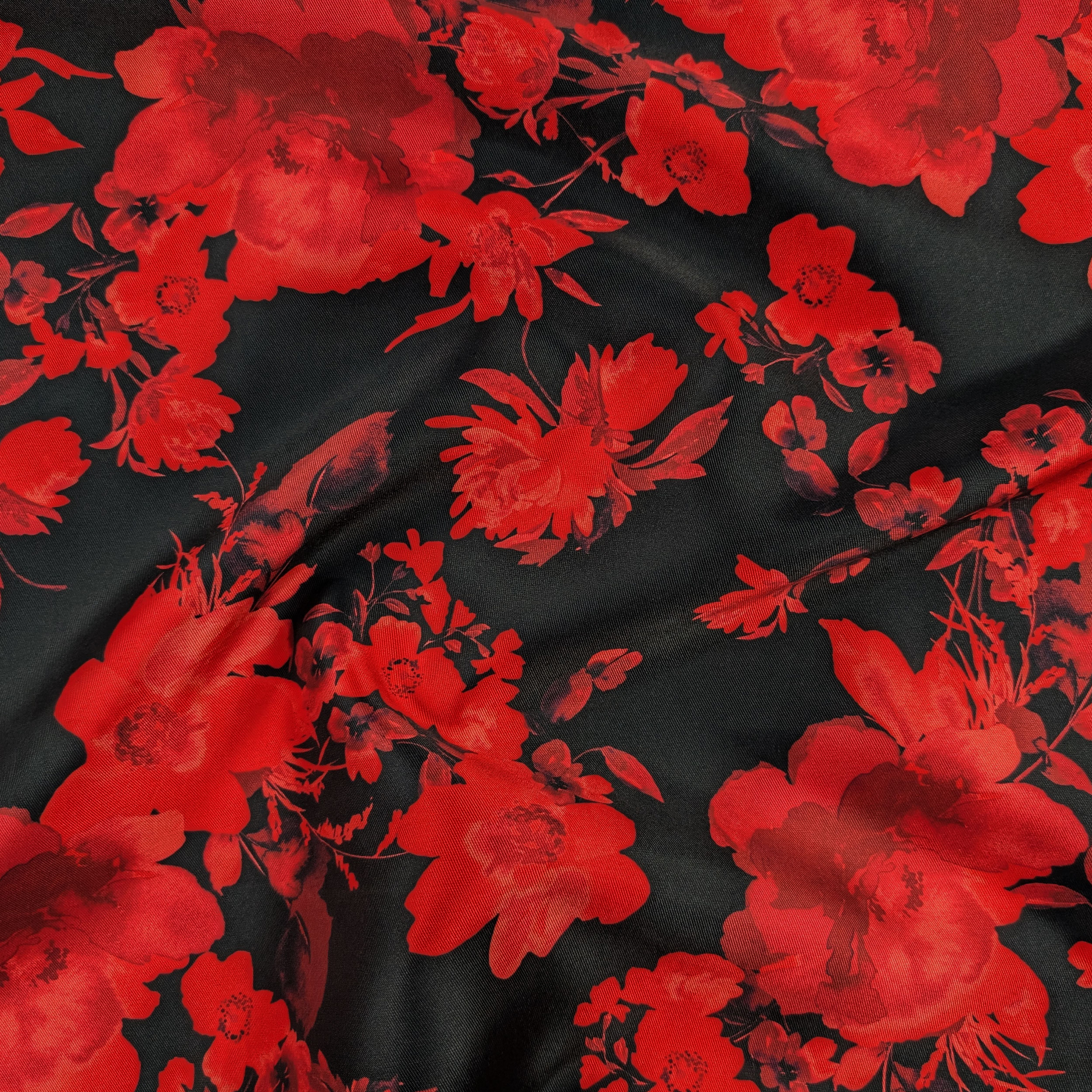 Mikado Italienische High Fashion Rote Blumen Image