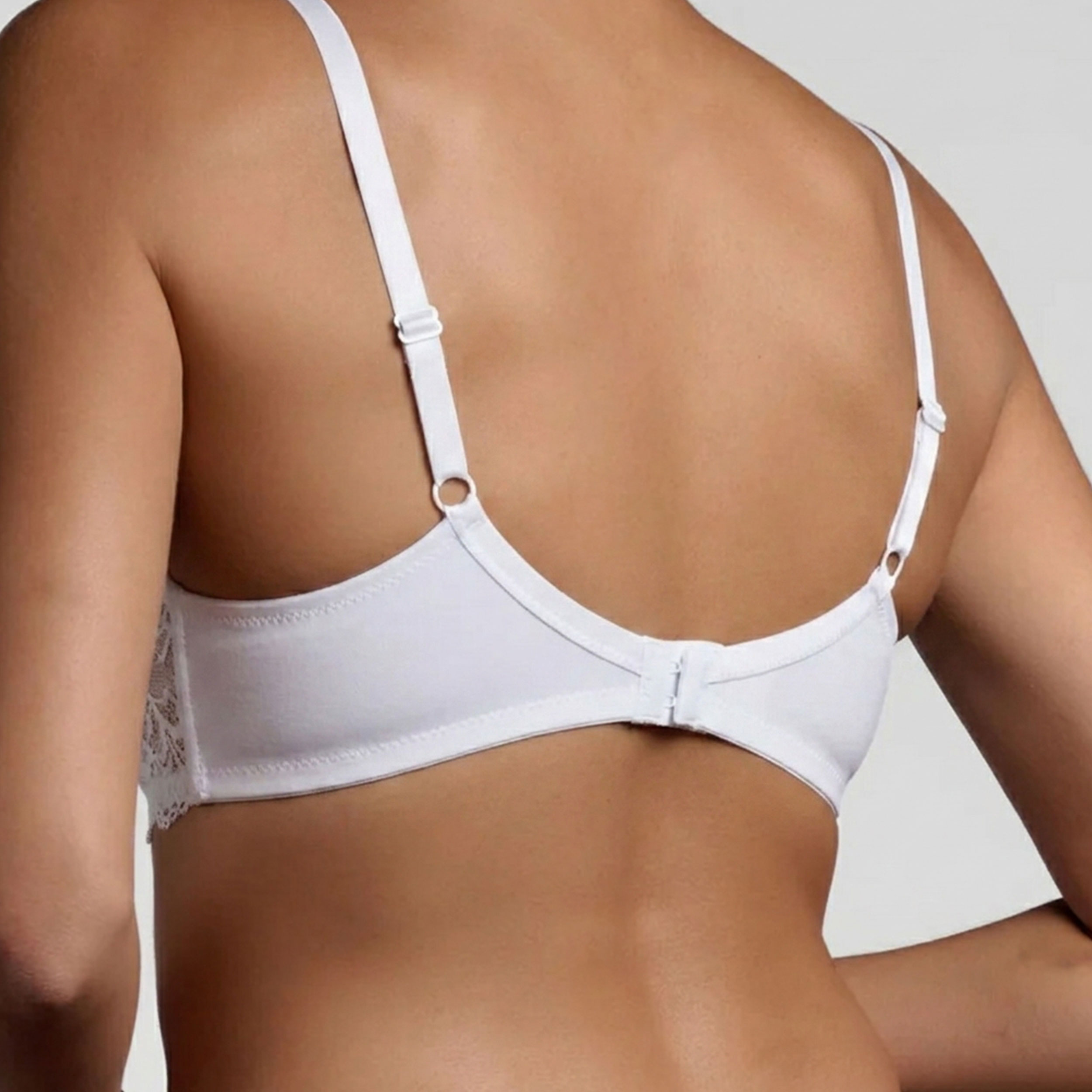 Lepel Balconette Underwired Bra in White Lace Image