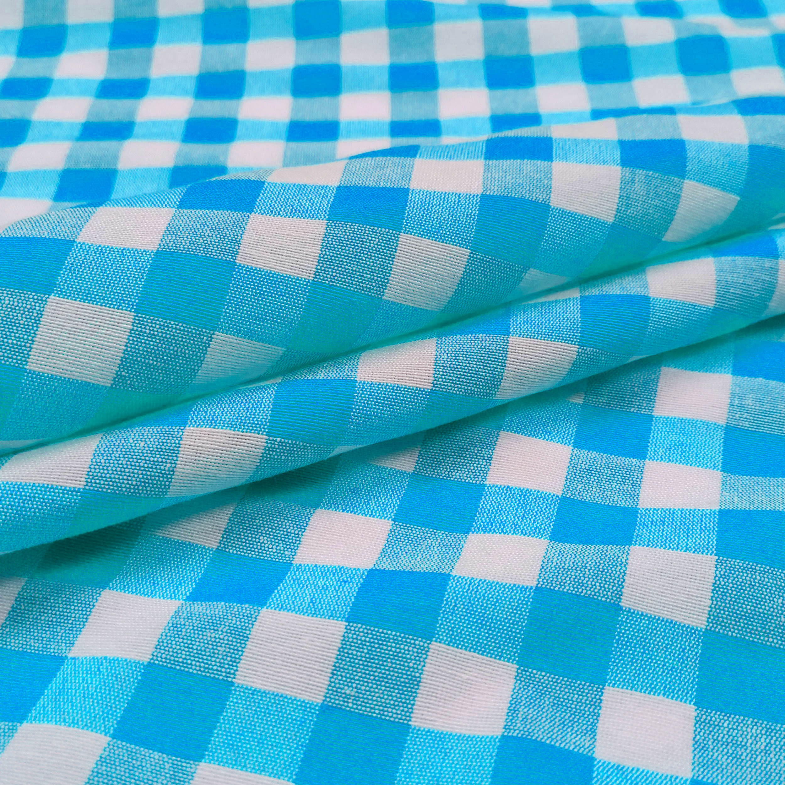 Cyan - 347