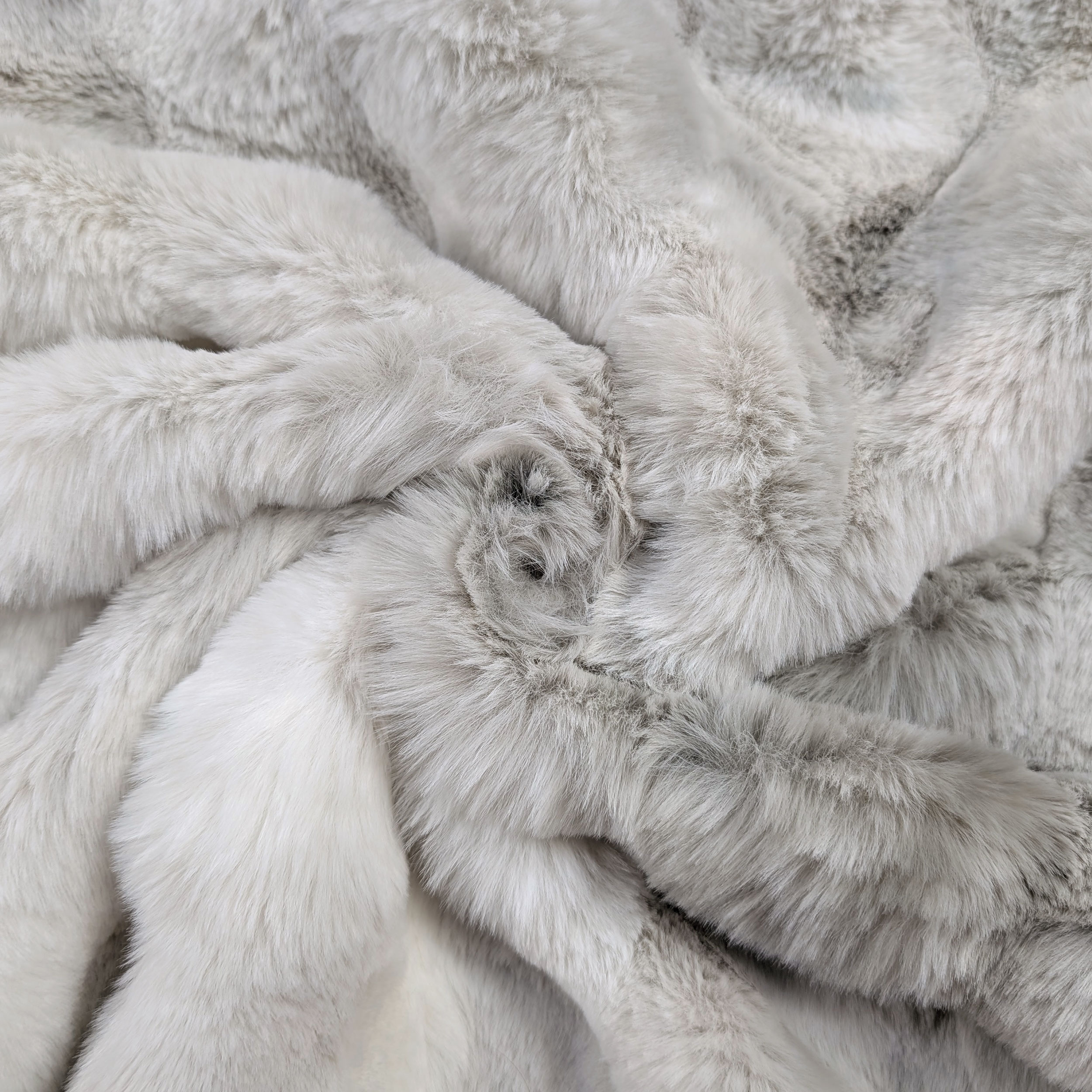 Fur St. Moritz Pearl Image