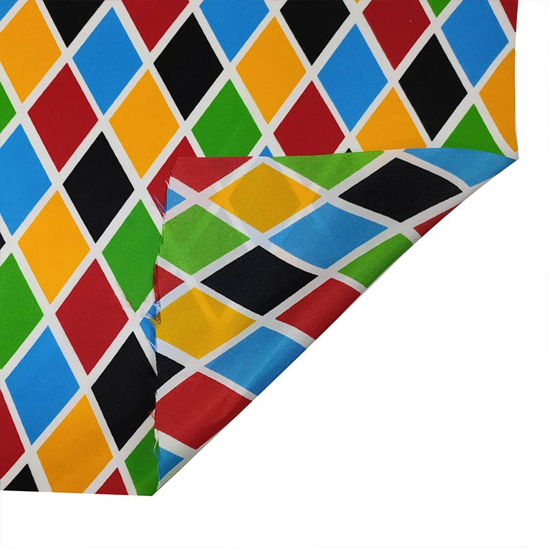 Tissu de satin Harlequin Large Image