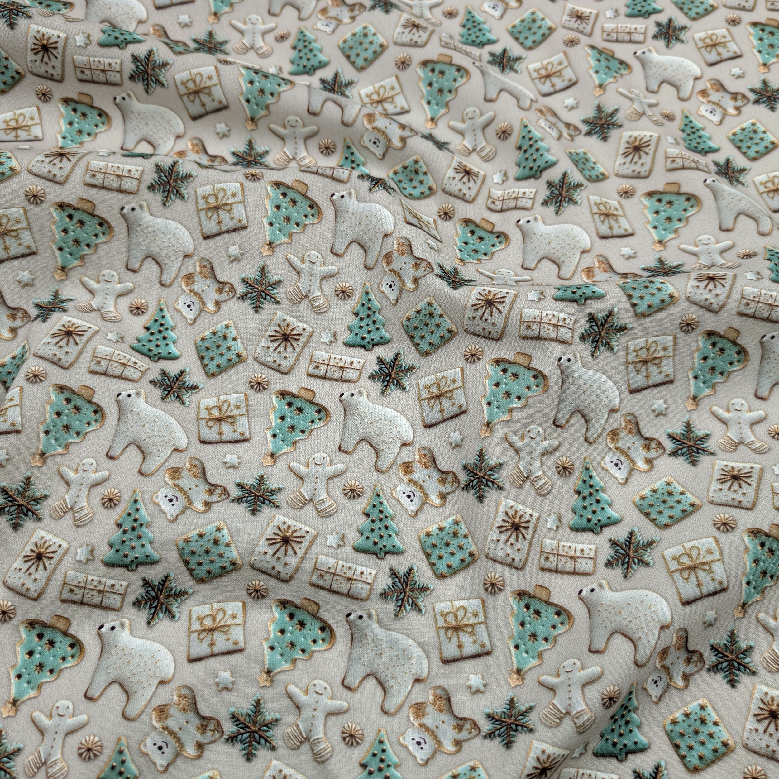 Cotton Poplin Christmas Bears and Trees Image