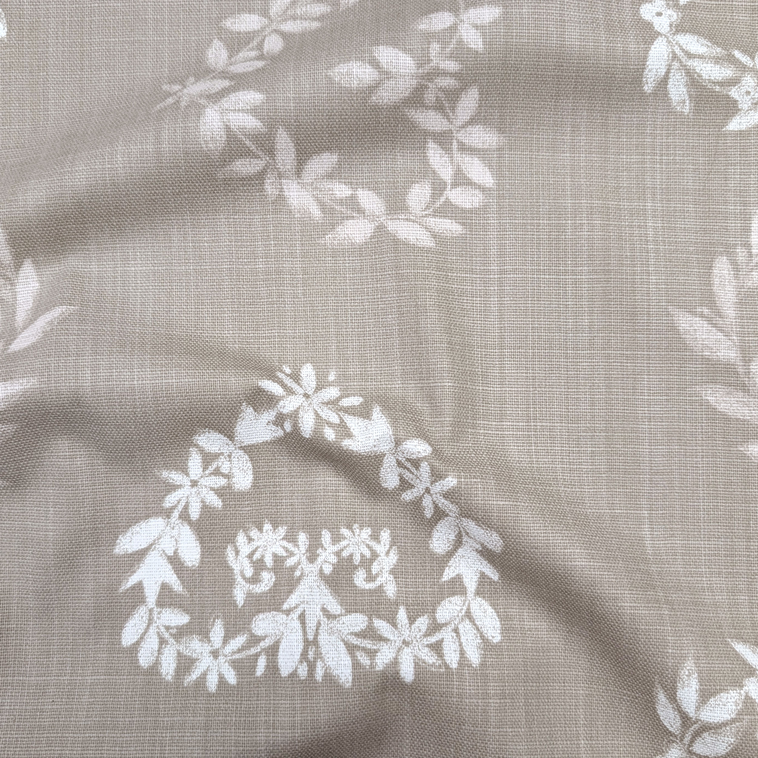 Cotton Linen Furnishing Flowers and Hearts Shabby Image