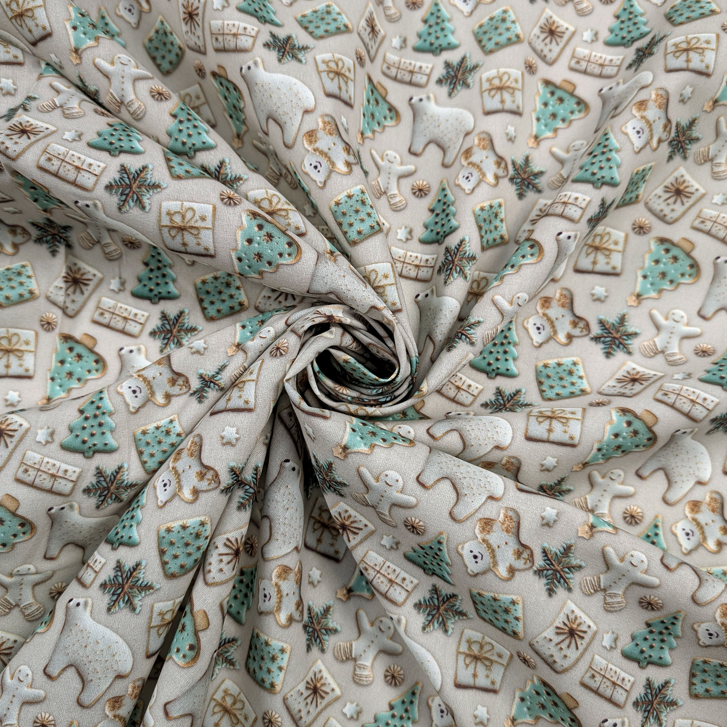 Cotton Poplin Christmas Bears and Trees Image