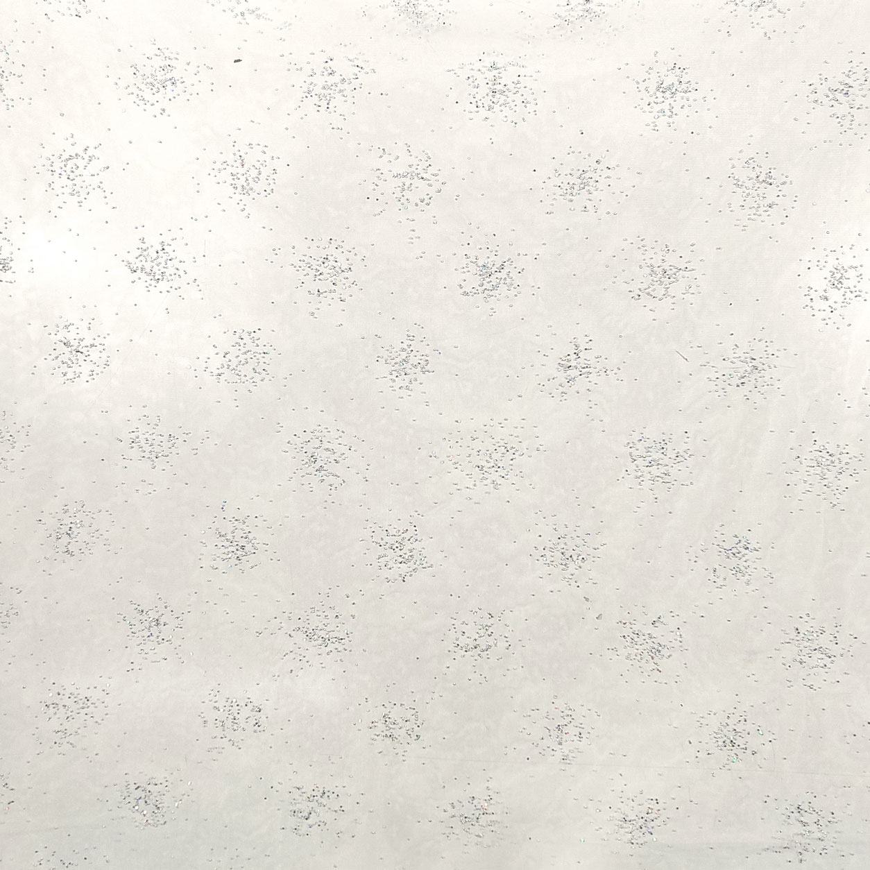 tulle-bianco-decorato-con-strass