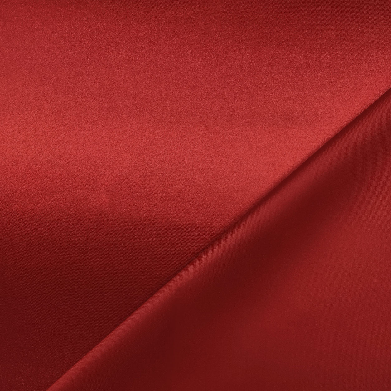 tessuto-raso-rosso