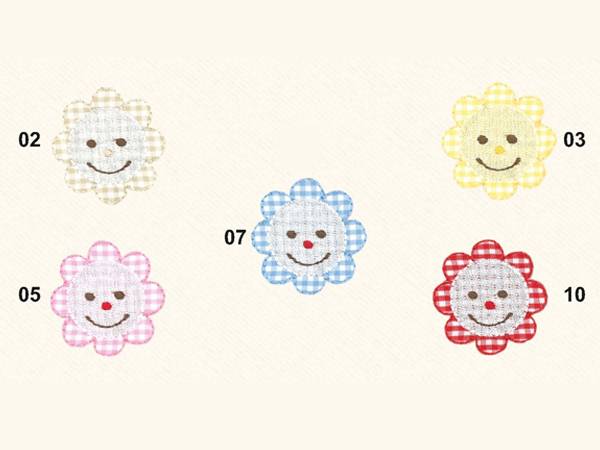 applicazione-fiore-piccolo-sorridente 1