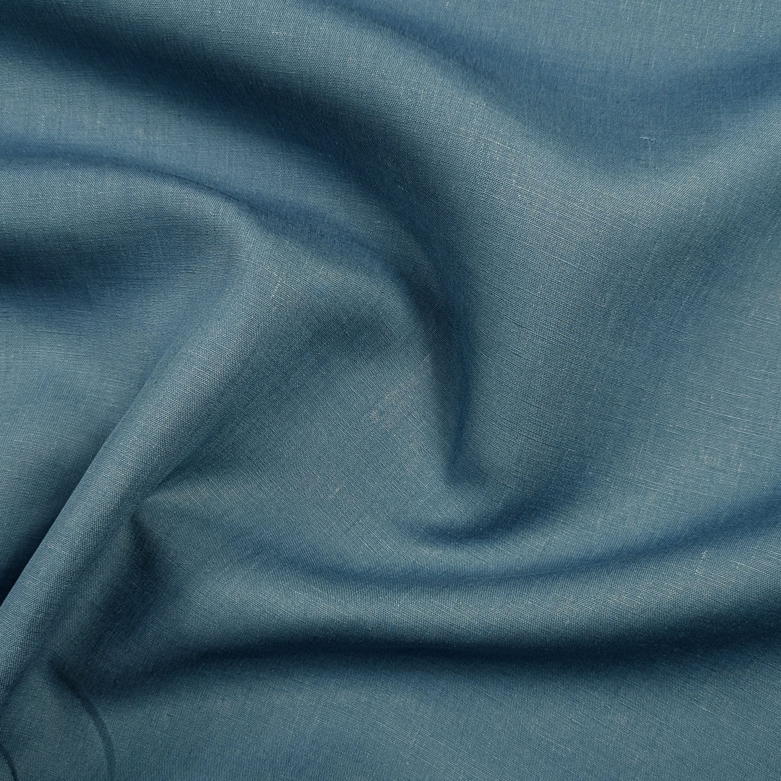 Pure Linen Ottanio Fashion Image