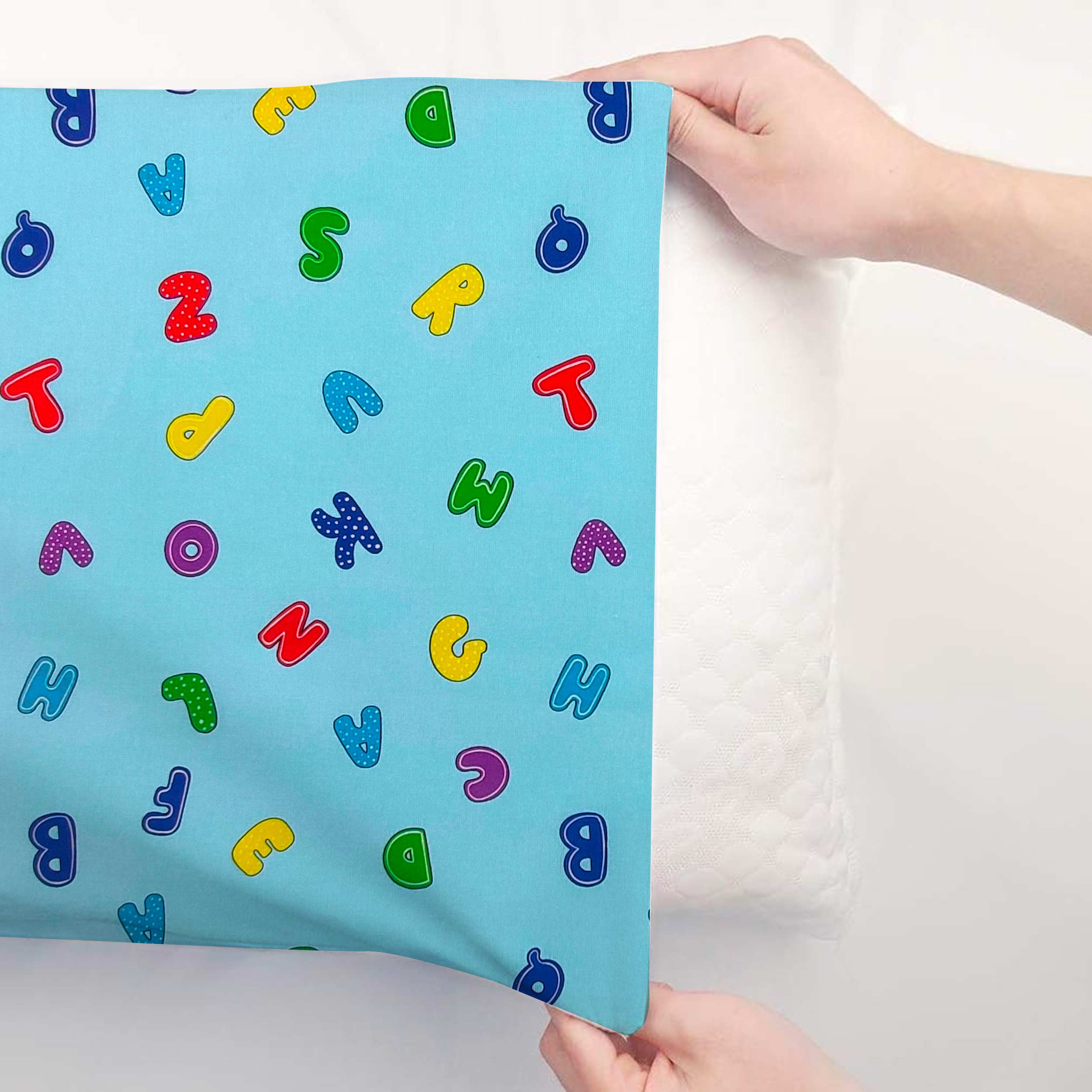 Taie d'oreiller Alphabet Background Light Blue
