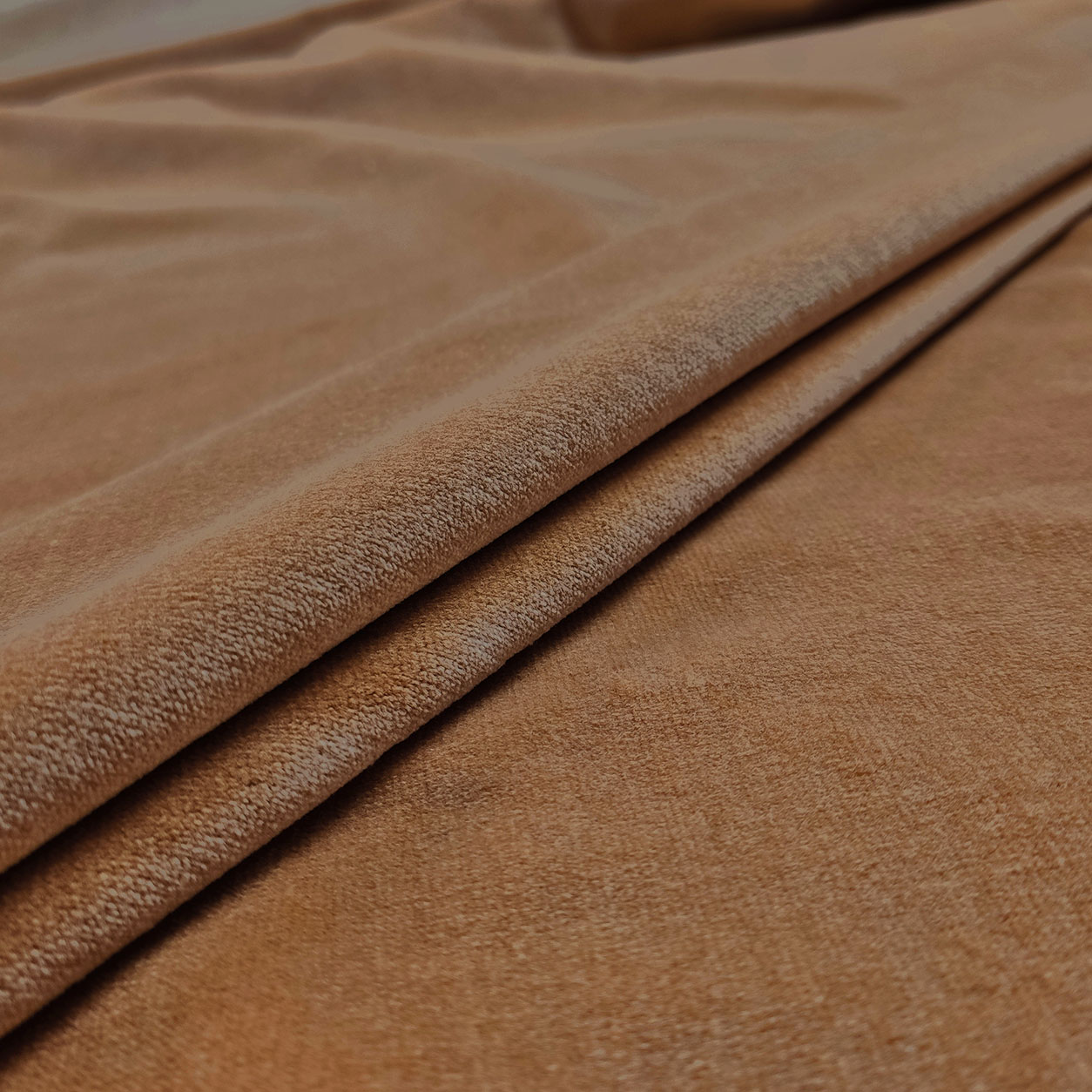 Tissu en velours rose antique