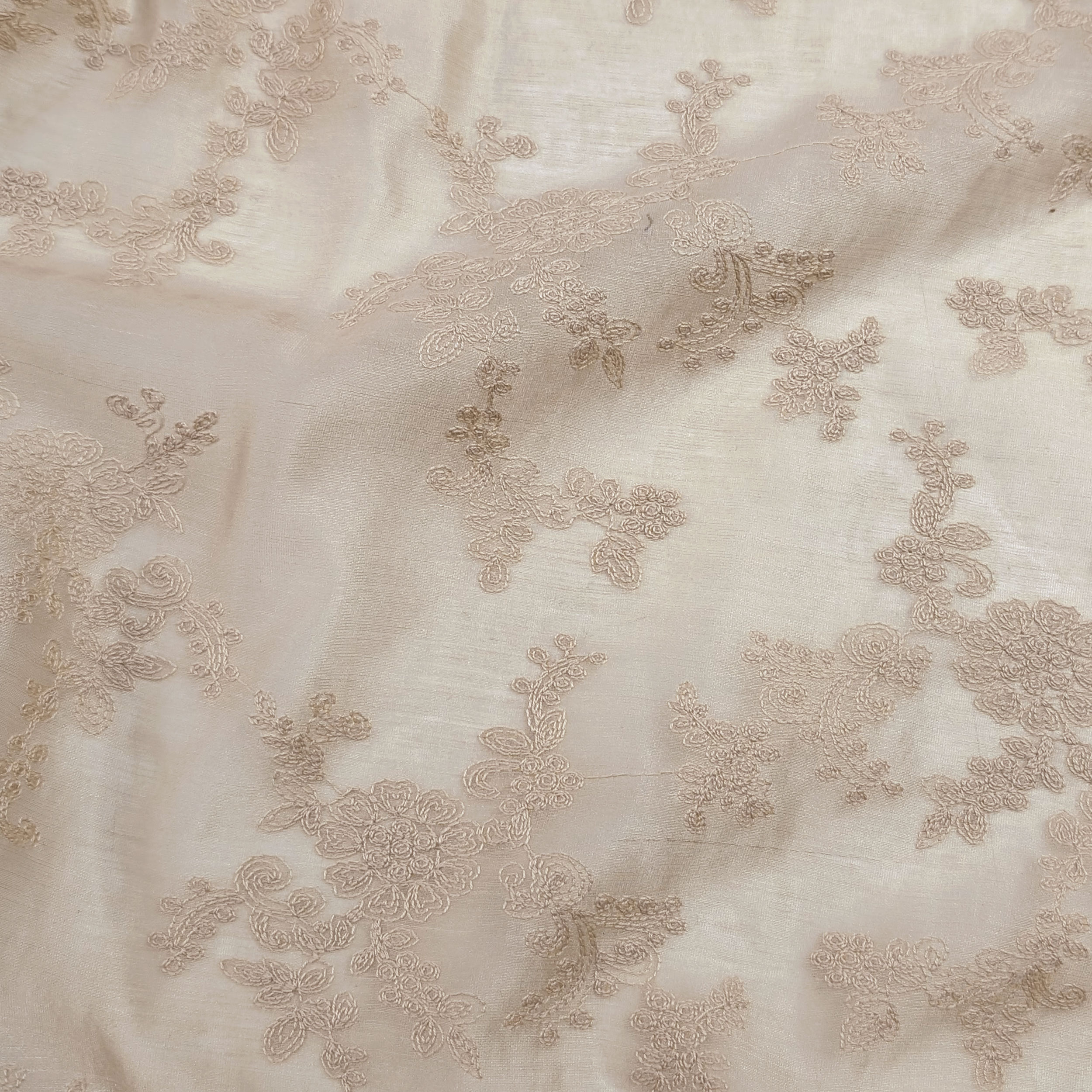 Embroidered Muslin Beige Flowers Image