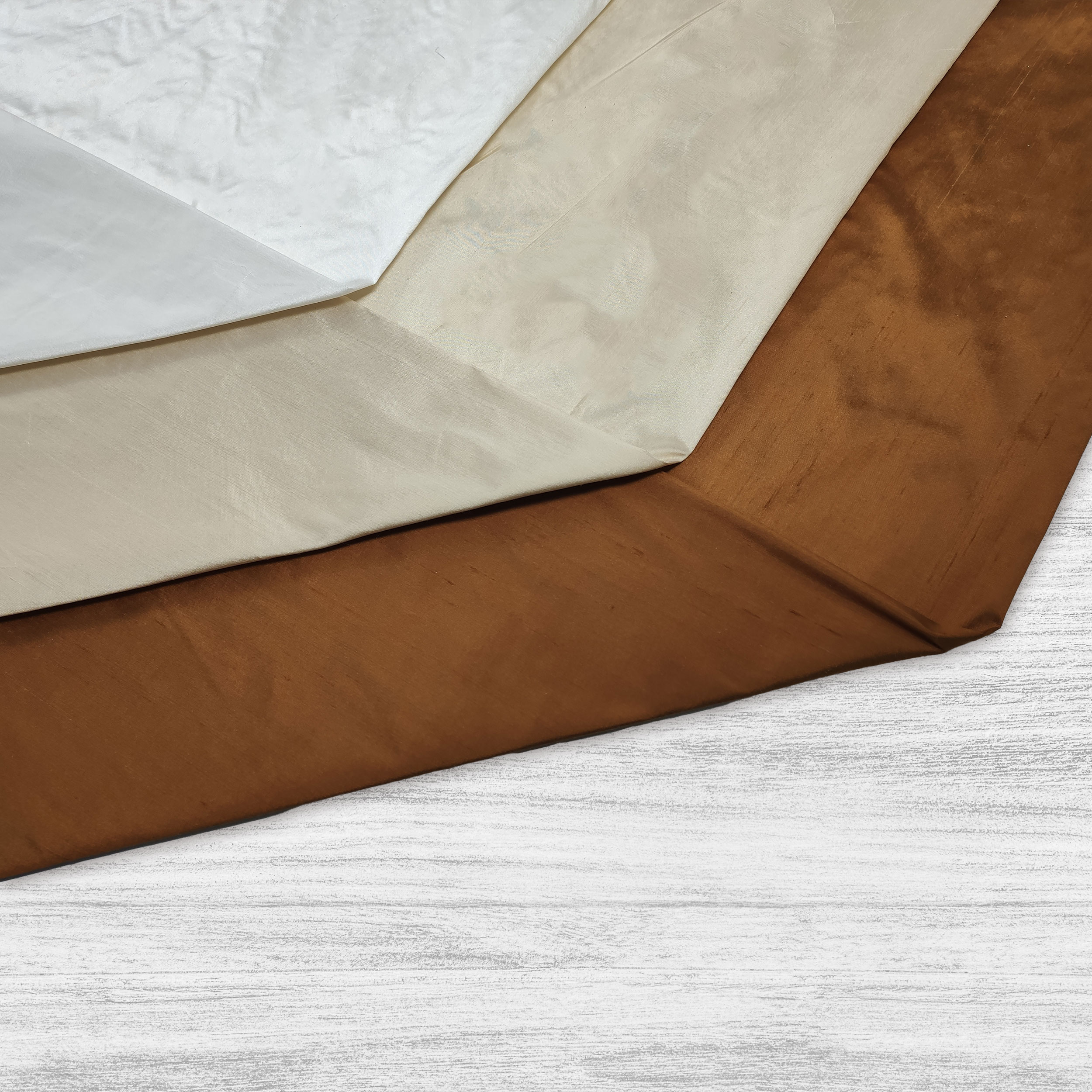 Shantung de soie blanche