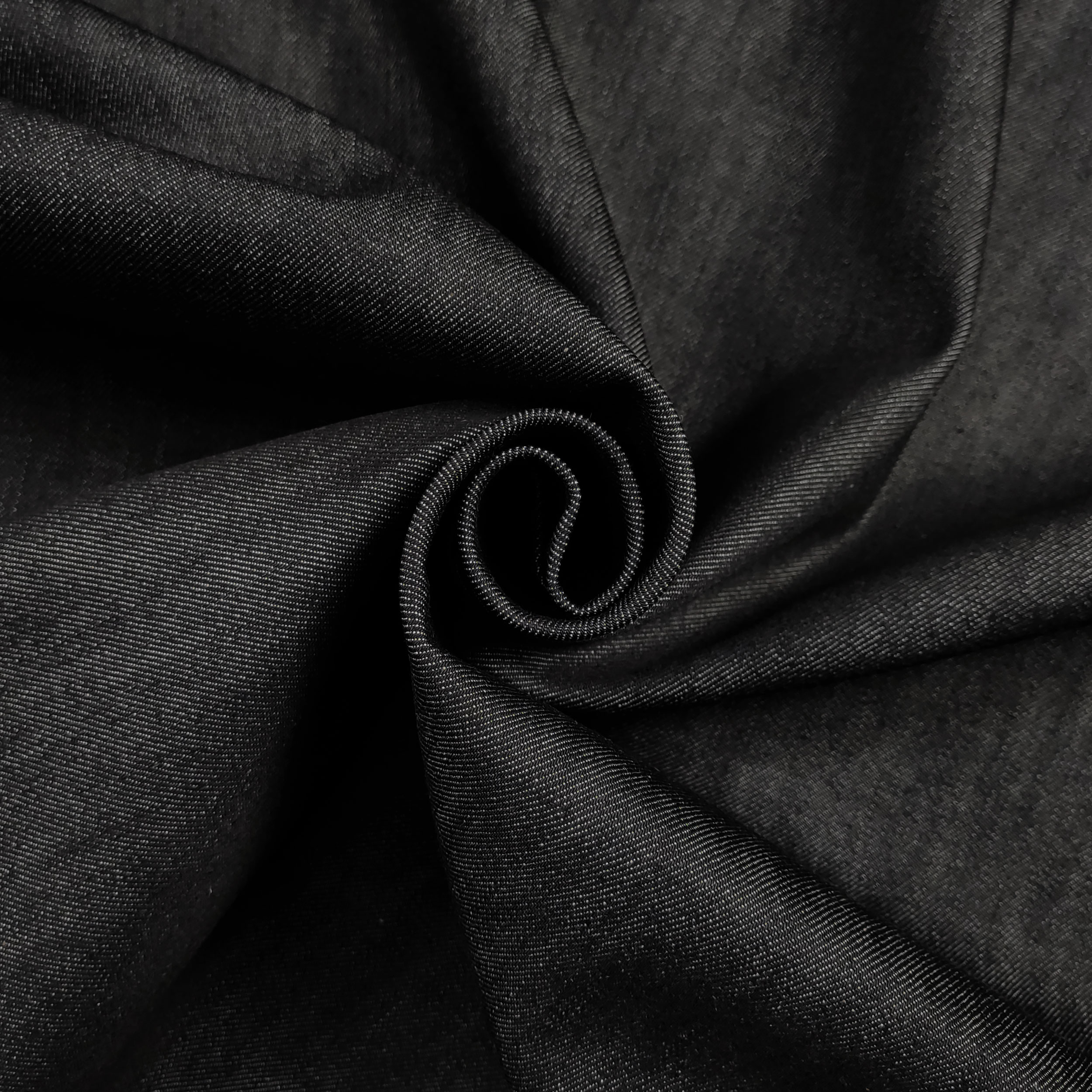 Jeans en coton à délavage foncé Image