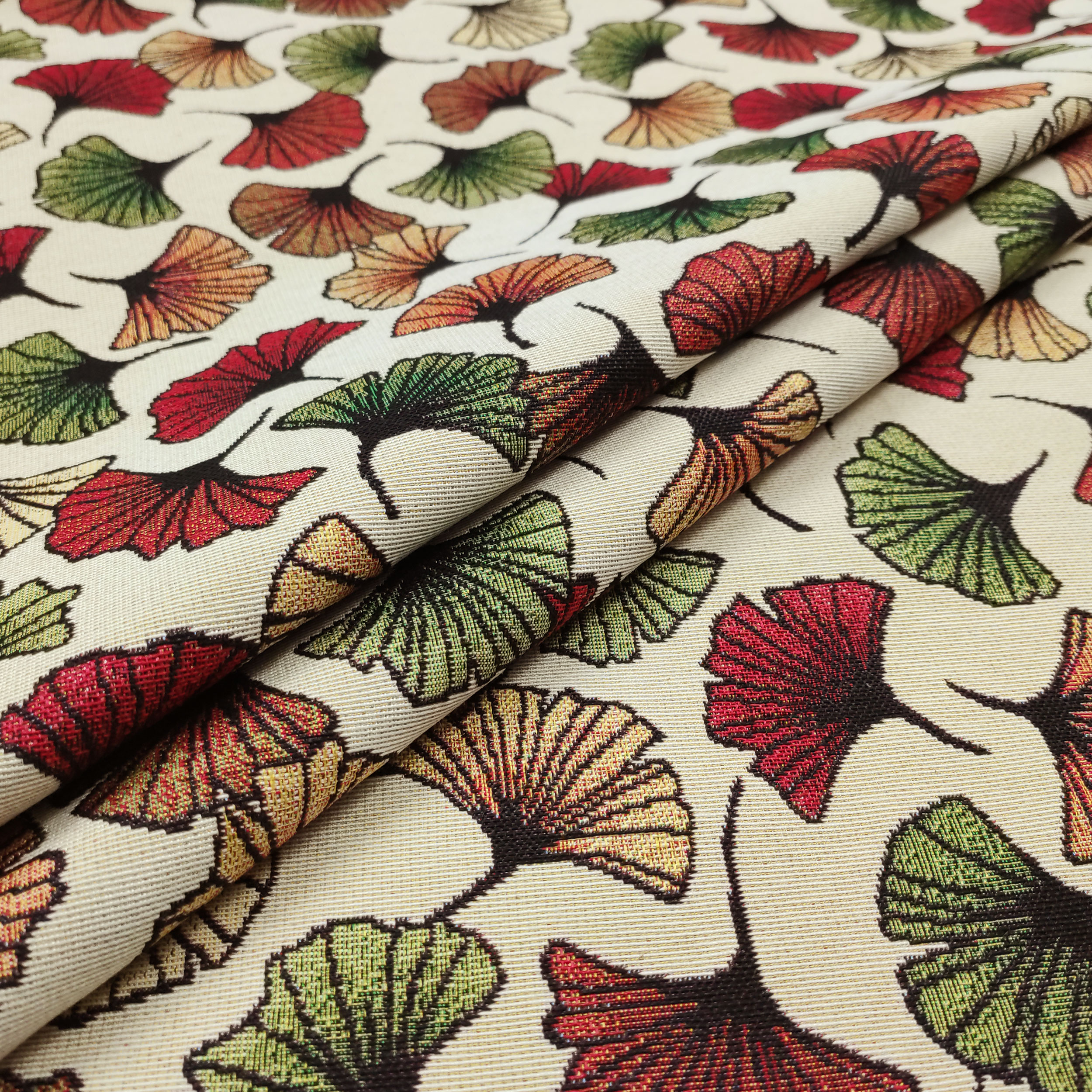 Tissu Gobelin Feuilles de Ginkgo colorées Image